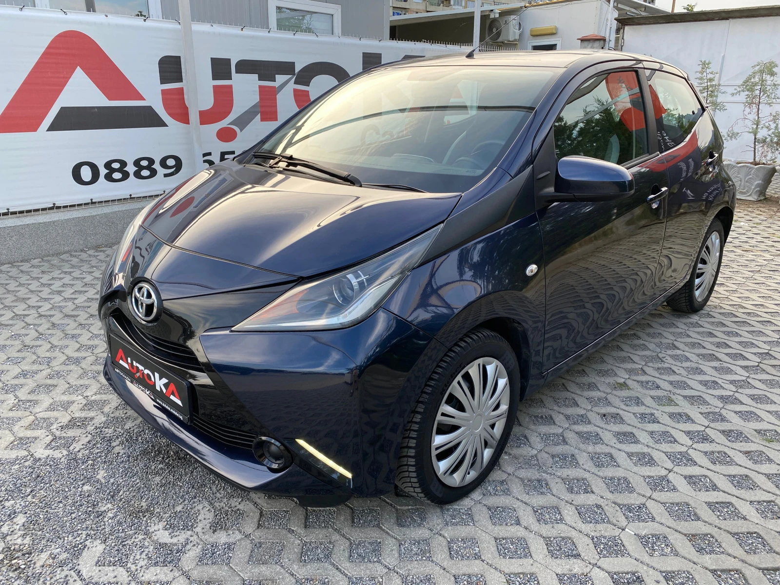 Toyota Aygo 1.0i-69кс= АВТОМАТ= КАМЕРА= КЛИМАТРОНИК= LED - изображение 6