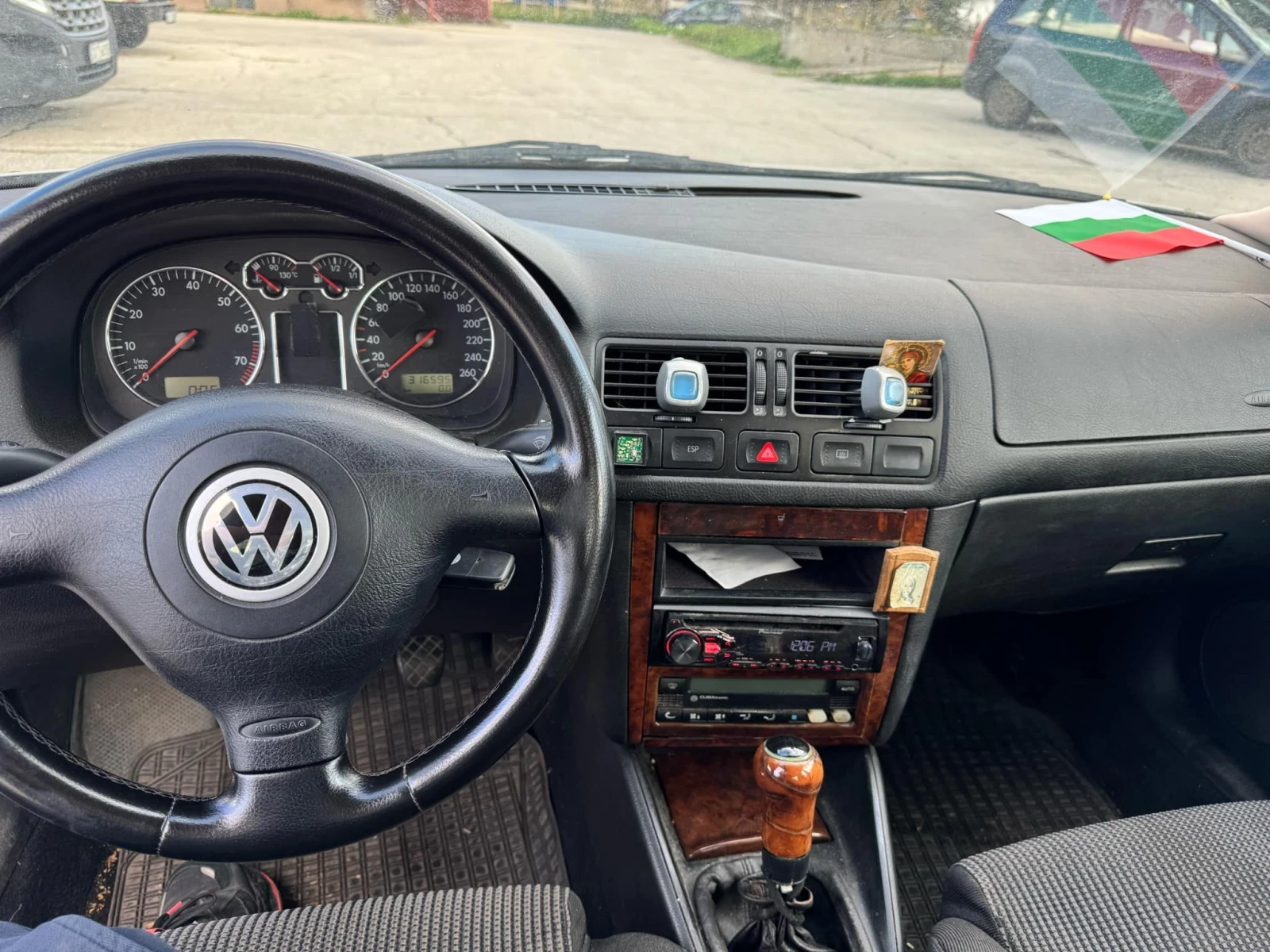 VW Bora 2.3 V5 Газов Инджекцион  - изображение 8