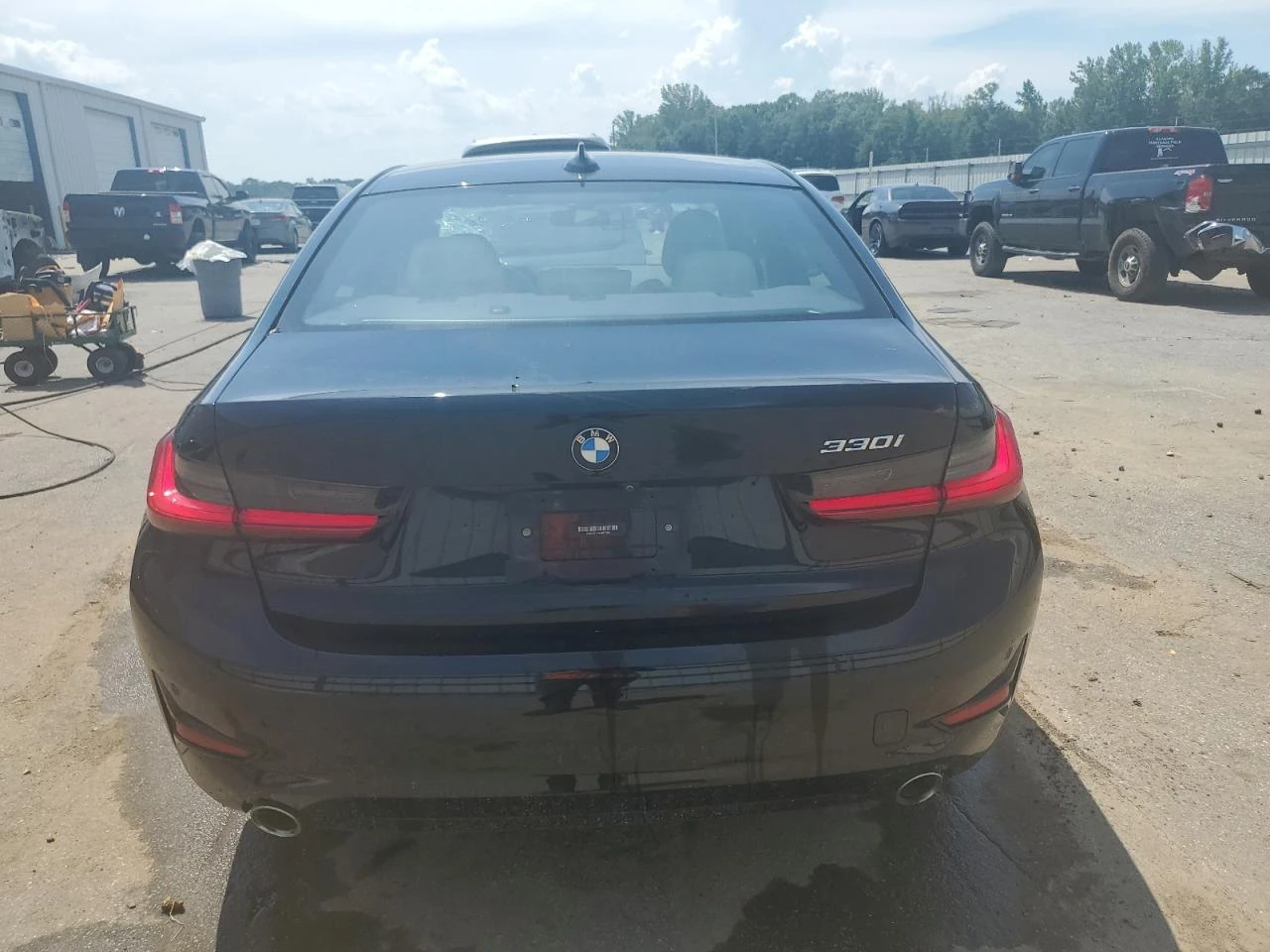 BMW 330  - изображение 6