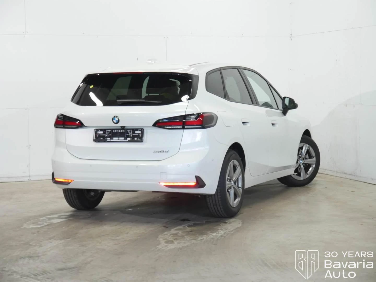 BMW 218 d Active Tourer Steptronic - изображение 3