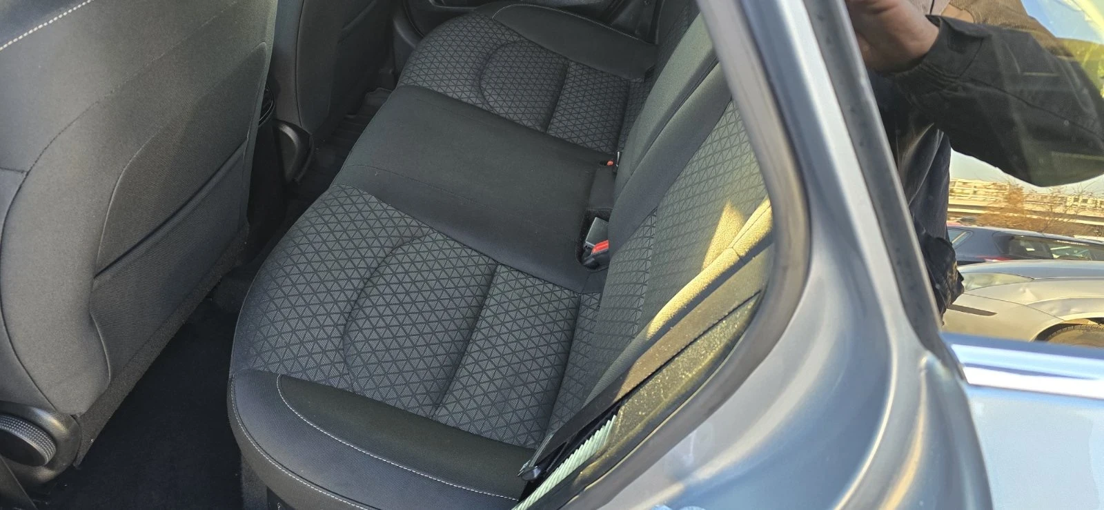 Kia Ceed 1, 6 plug in Hibrid - изображение 10