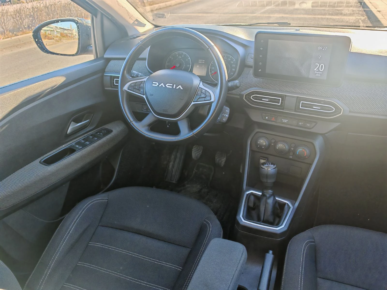 Dacia Jogger 890Евро за получаване, 1.0TCe EcoG 6+ 1 ГАЗ - изображение 10