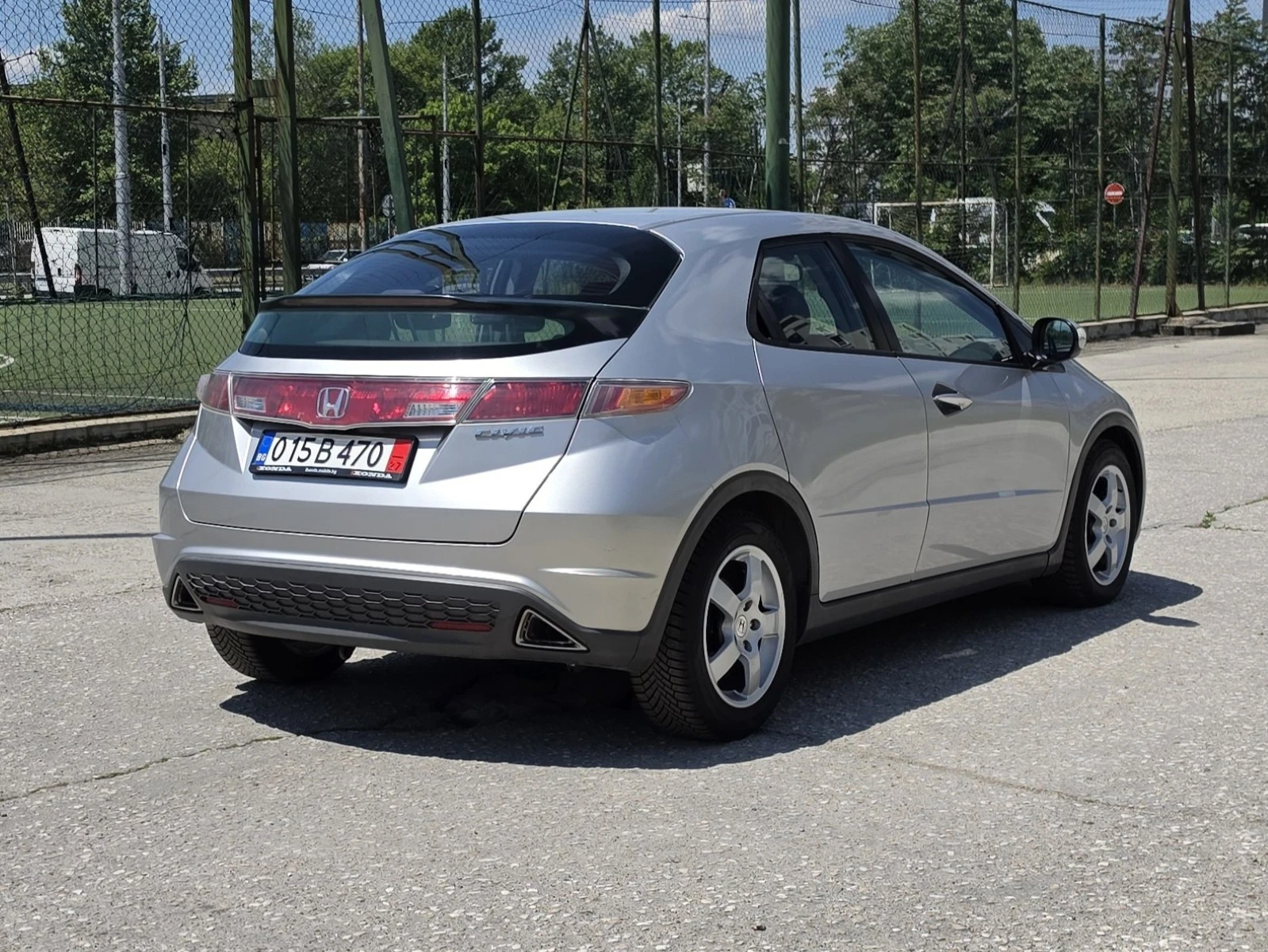 Honda Civic 1.8i-VTEC от представителство на Хонда, TUV 2026г., снимка 5 - Автомобили и джипове - 53588296