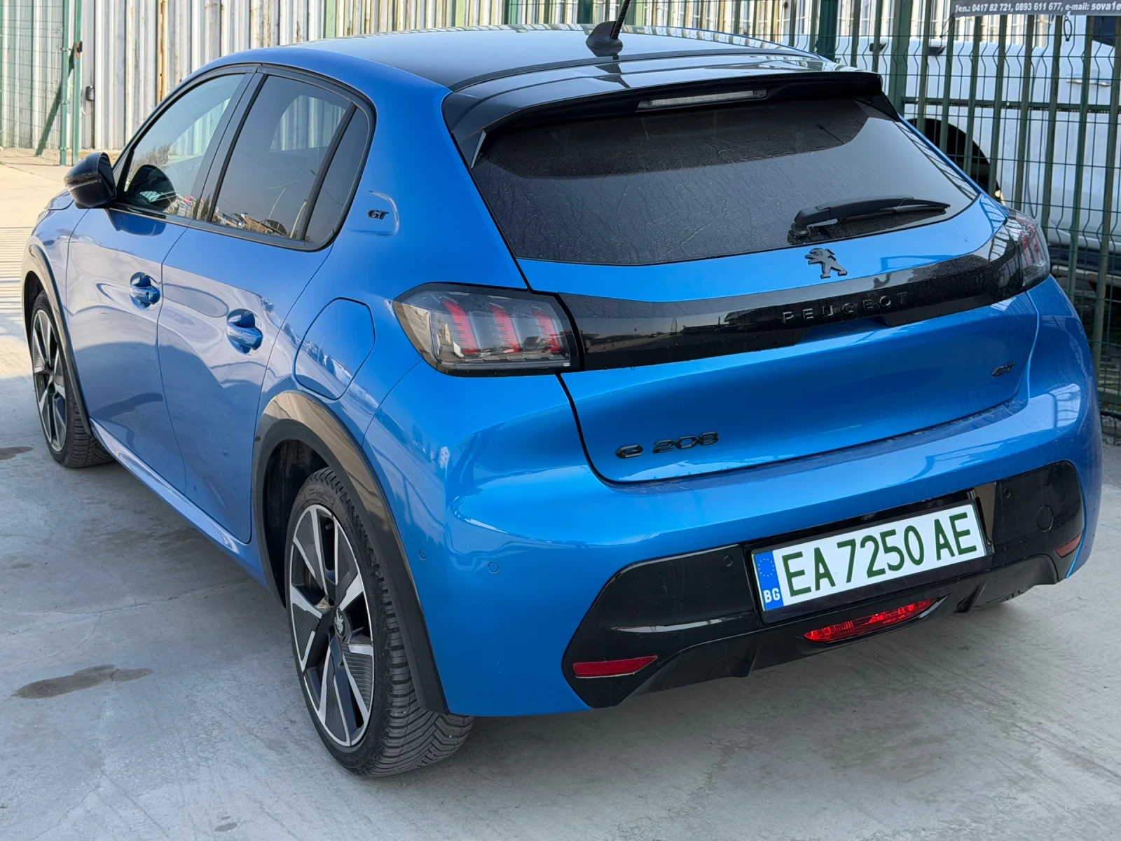 Peugeot 208 E 208 GT, снимка 7 - Автомобили и джипове - 53706105