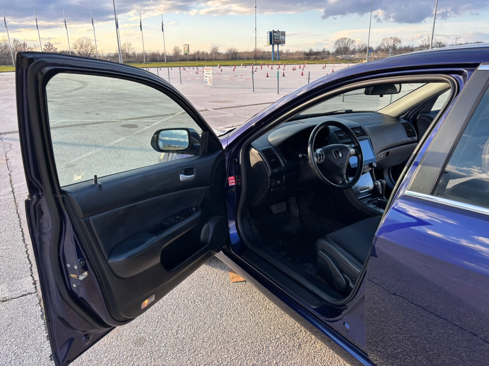 Honda Accord, снимка 9 - Автомобили и джипове - 53815793