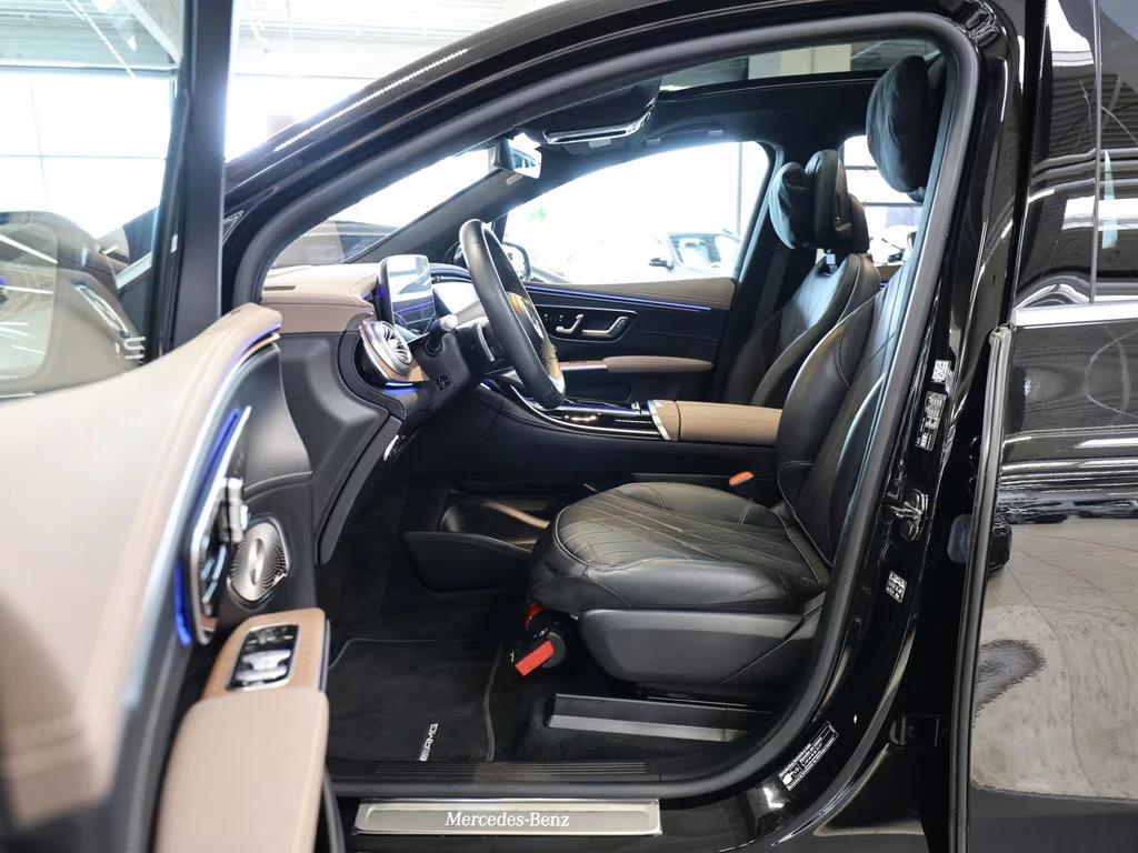 Mercedes-Benz EQS 450+ SUV/360HP/AMG/DISRT/PANO/HUD/MASS/163z, снимка 8 - Автомобили и джипове - 53861868