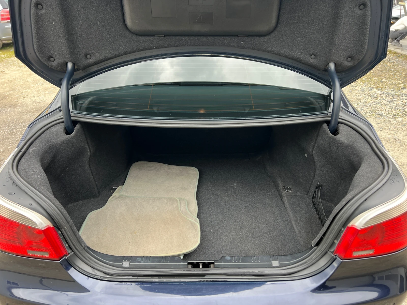 BMW 525 E60-177кс/Автомат/Навигация/Ел.седалки/Парктроник , снимка 9 - Автомобили и джипове - 53970057