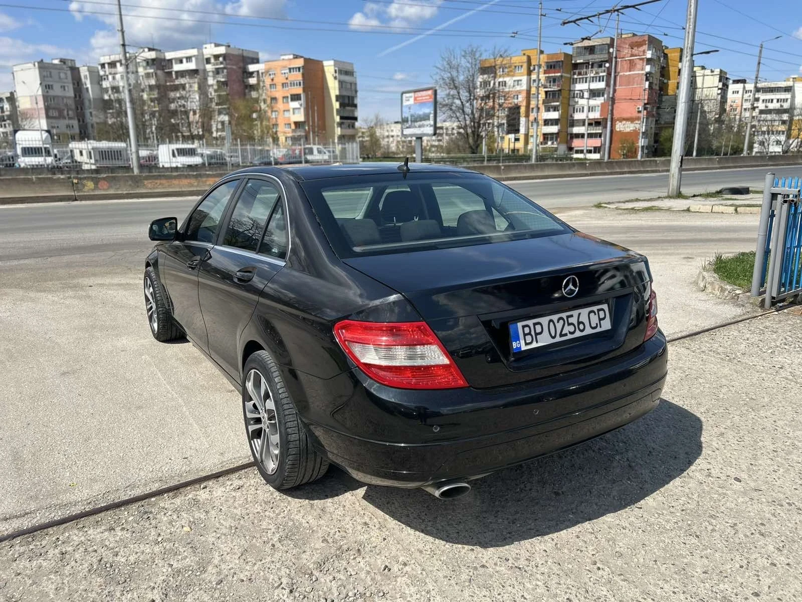 Mercedes-Benz 220 CDI, снимка 5 - Автомобили и джипове - 54178330