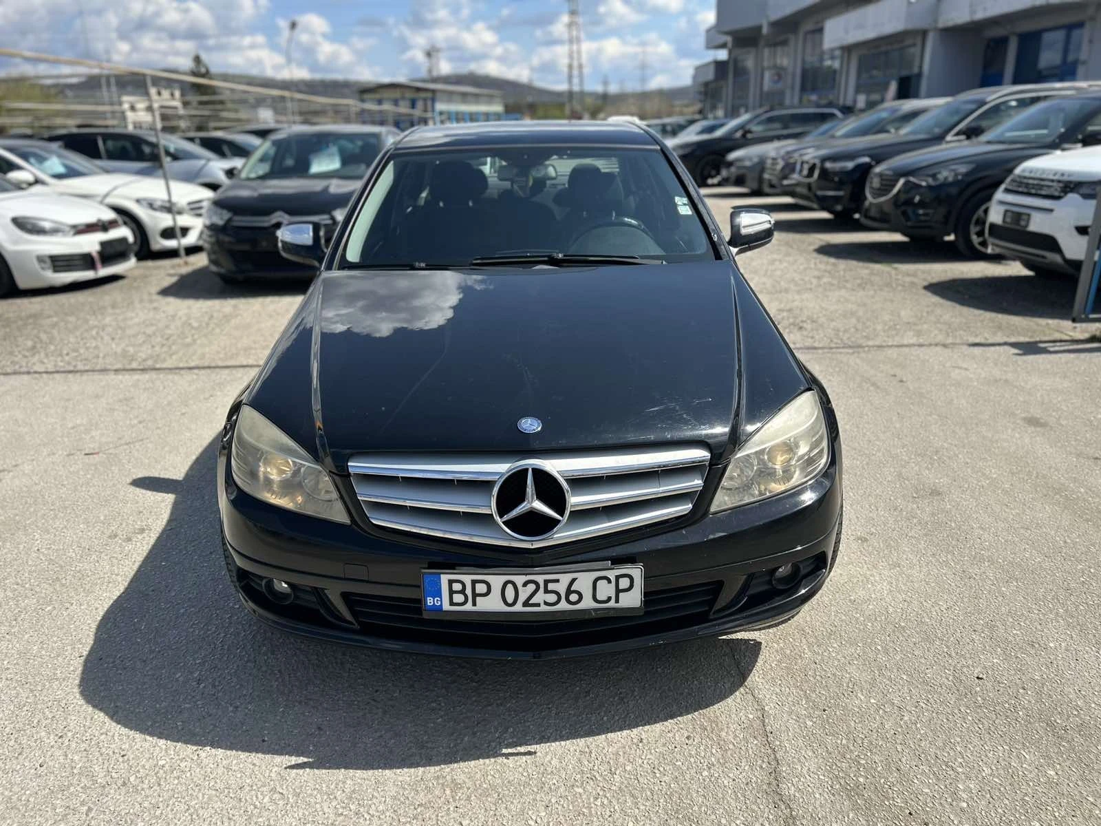 Mercedes-Benz 220 CDI, снимка 2 - Автомобили и джипове - 54178330