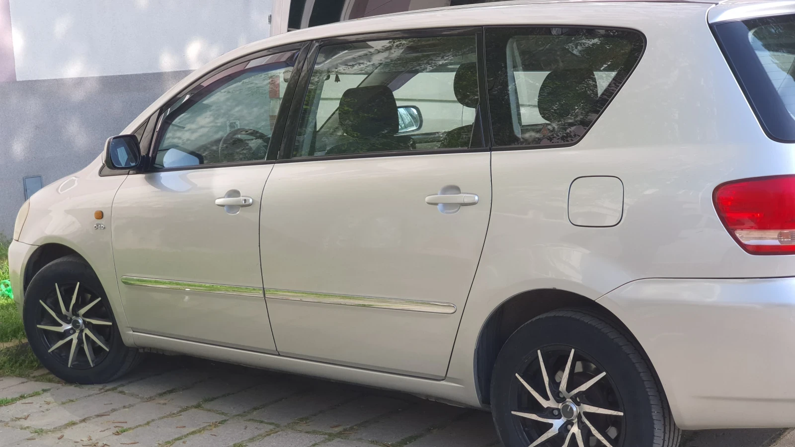 Toyota Avensis verso 2.0 D4D | Mobile.bg � ����������� 2