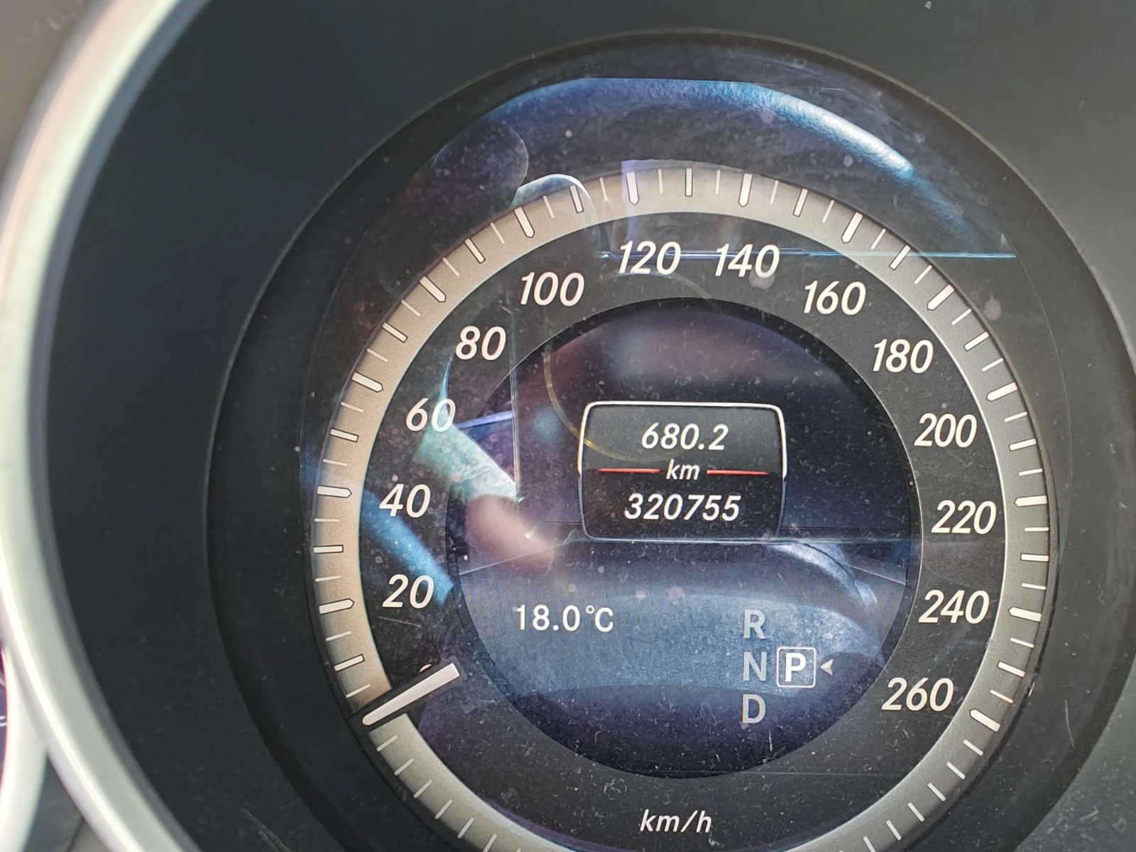 Mercedes-Benz E 200, снимка 11 - Автомобили и джипове - 54311392