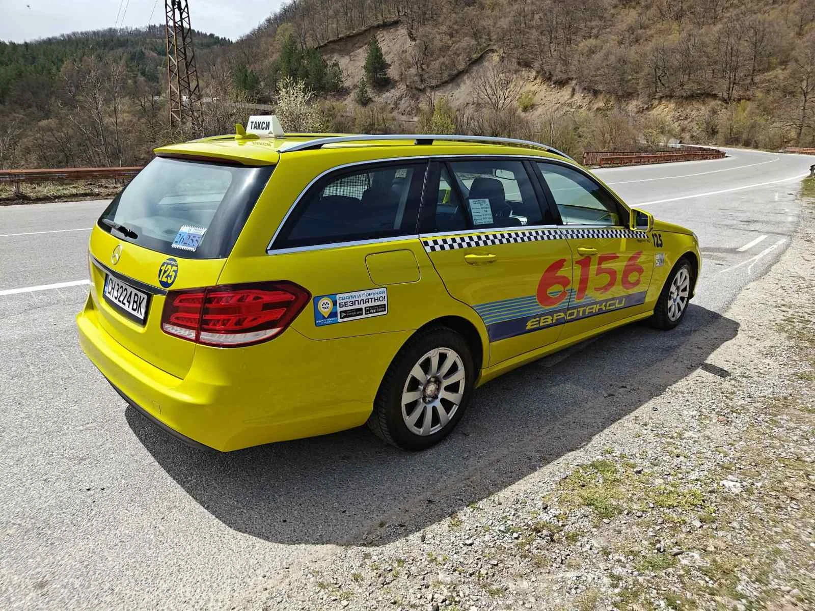 Mercedes-Benz E 200, снимка 4 - Автомобили и джипове - 54311392