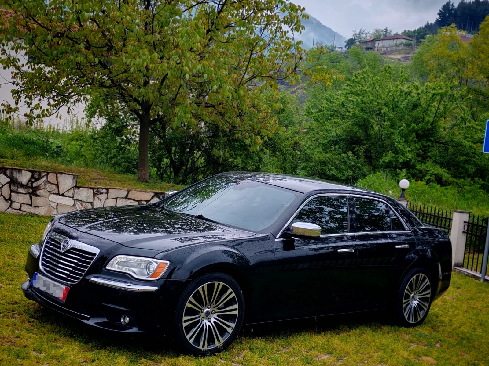 Lancia Thema 3.0CRD(239)* PLATINUM-EDITION* НОВ ВНОС* , снимка 3 - Автомобили и джипове - 54360513