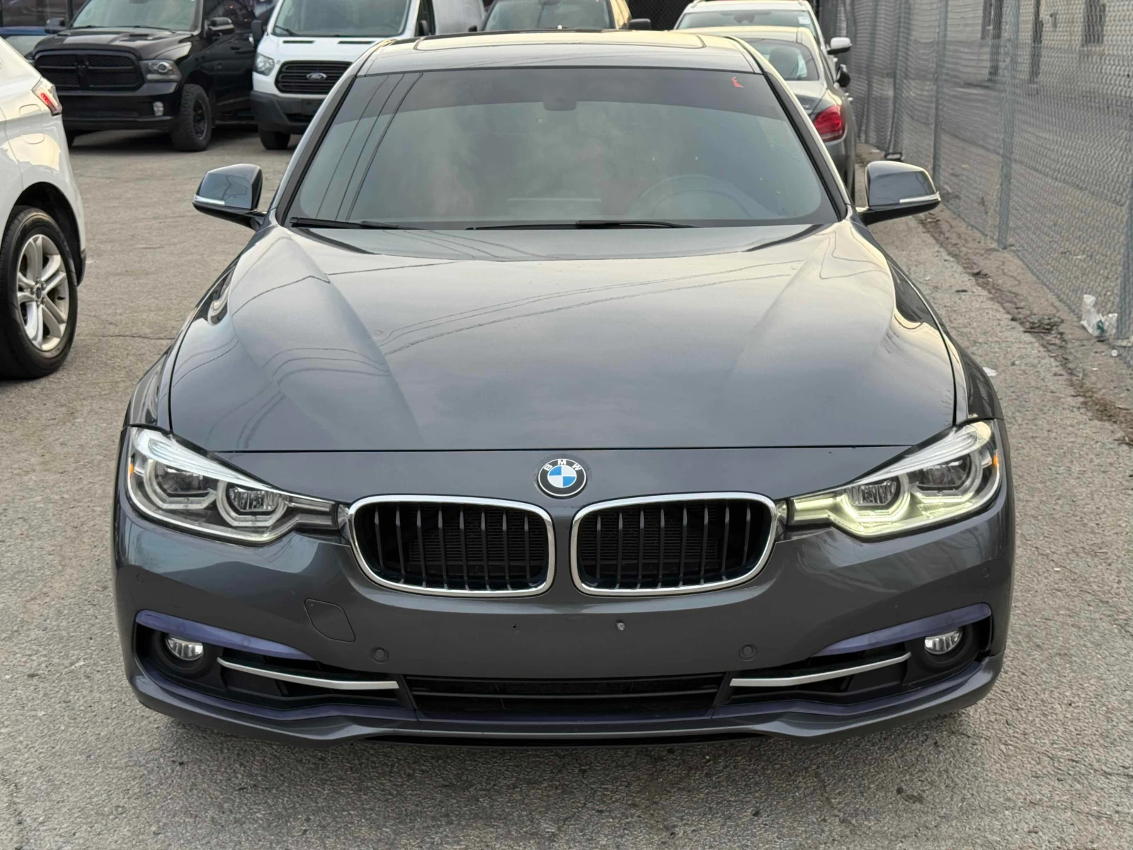 BMW 330 i xDrive* ������ �����* CARFAX* ���� ������*  | Mobile.bg � ����������� 3