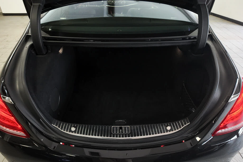 Mercedes-Benz S 63 AMG 4MATIC, снимка 13 - Автомобили и джипове - 54584469