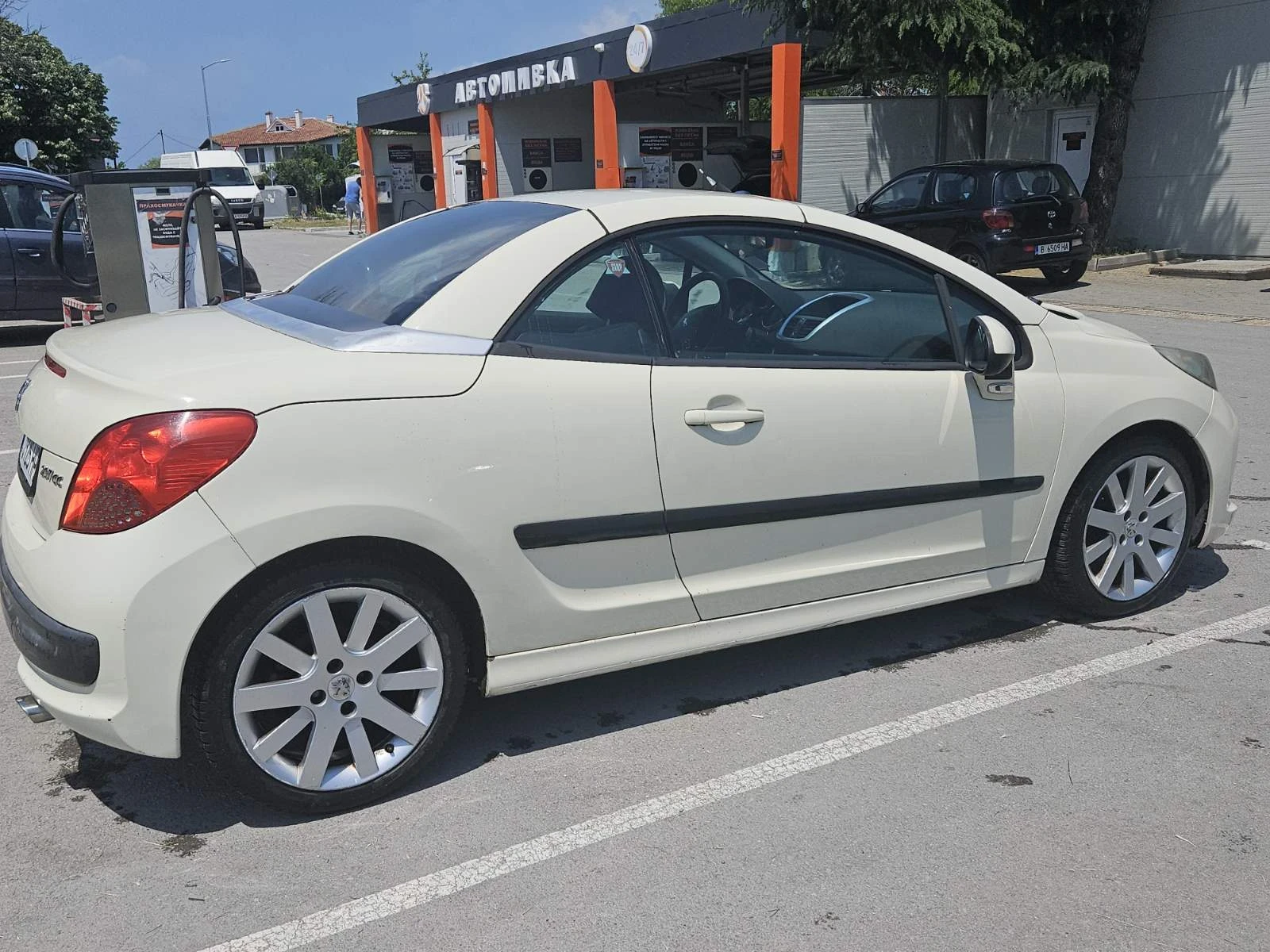 Peugeot 207 1.6 , снимка 11 - Автомобили и джипове - 54808590