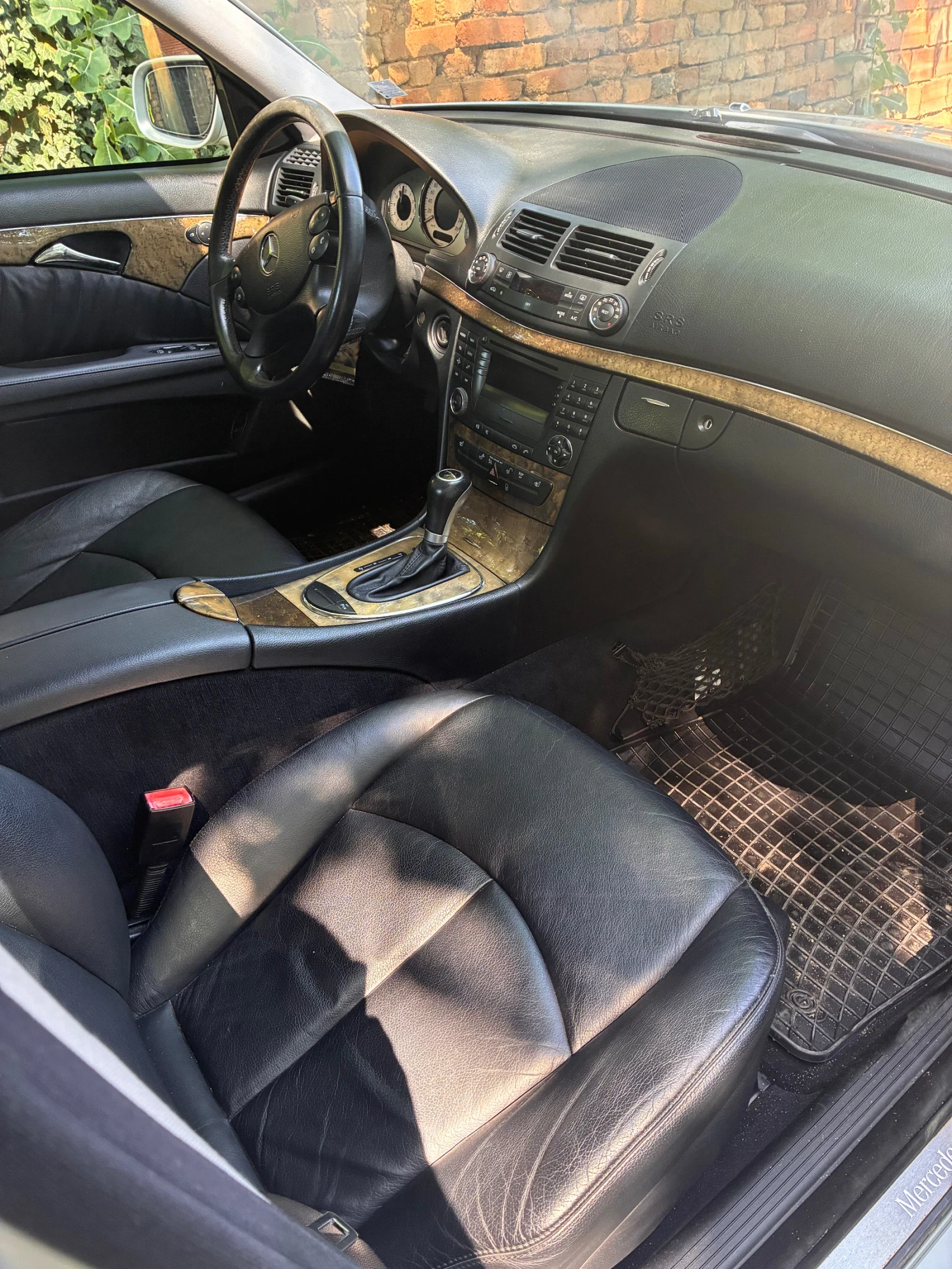 Mercedes-Benz E 220 170, снимка 11 - Автомобили и джипове - 55075835