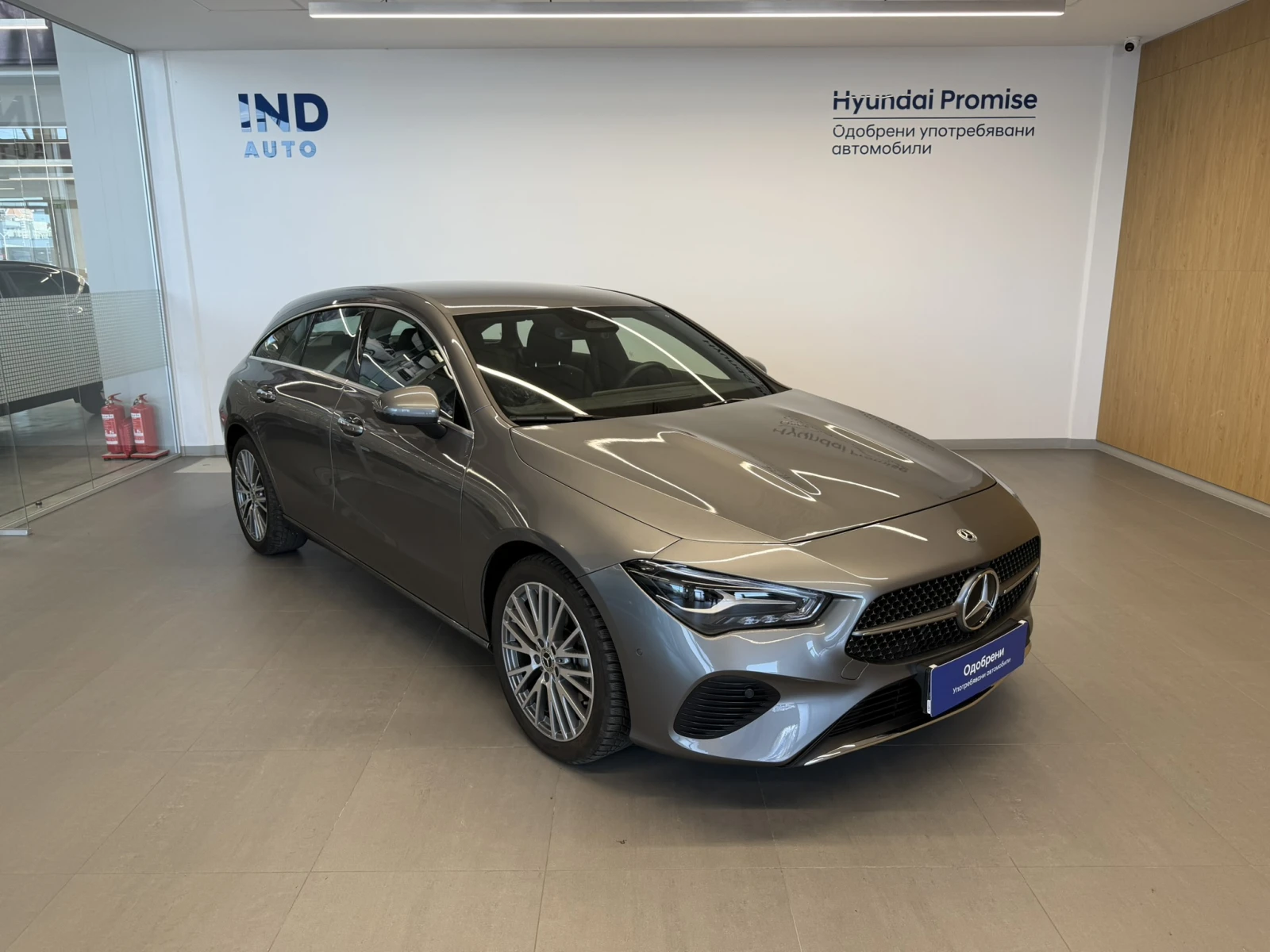 Mercedes-Benz CLA 180, снимка 7 - Автомобили и джипове - 55143623