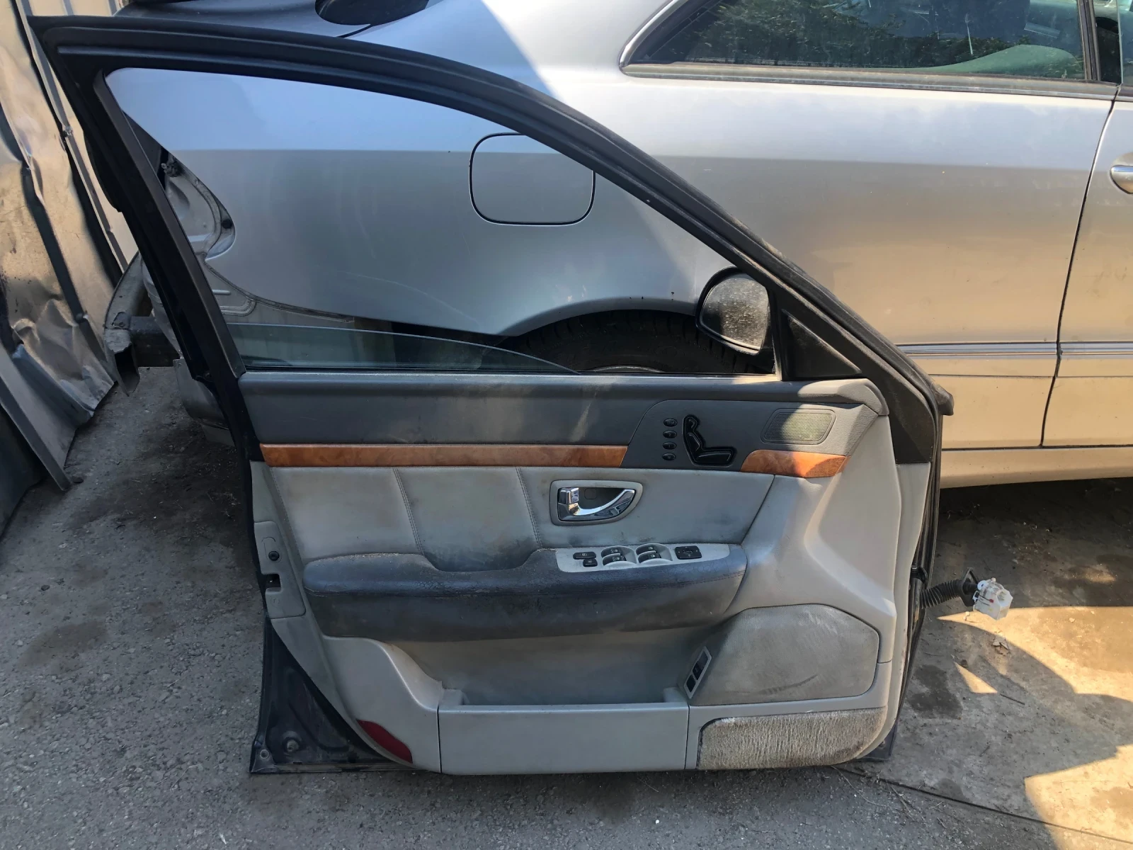 Kia Opirus, снимка 11 - Автомобили и джипове - 55436108
