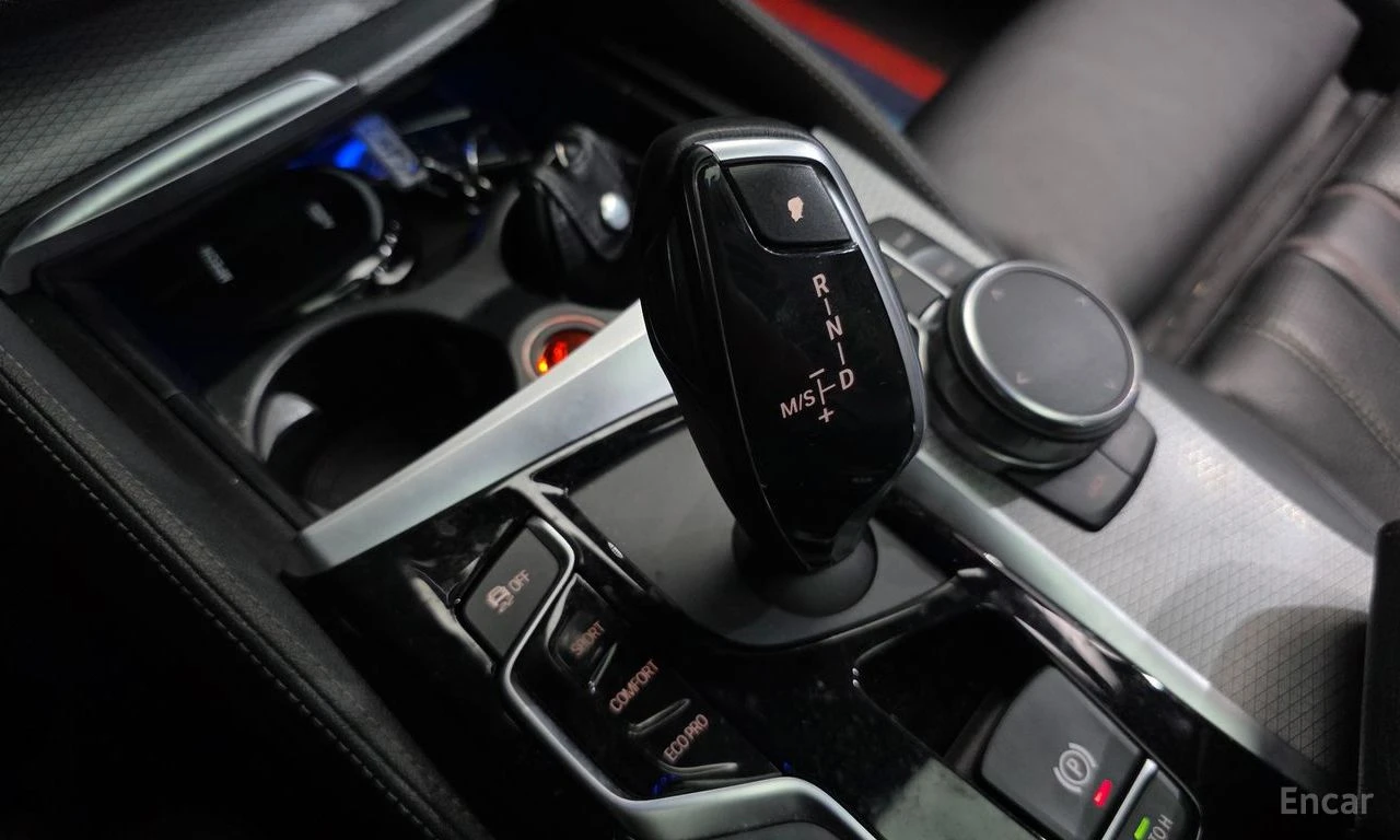 BMW 530 M* SPORT* HARMON* KARDON* ОБДУХВАНЕ* ДИСТРОНИК* ХЕ, снимка 11 - Автомобили и джипове - 55467128