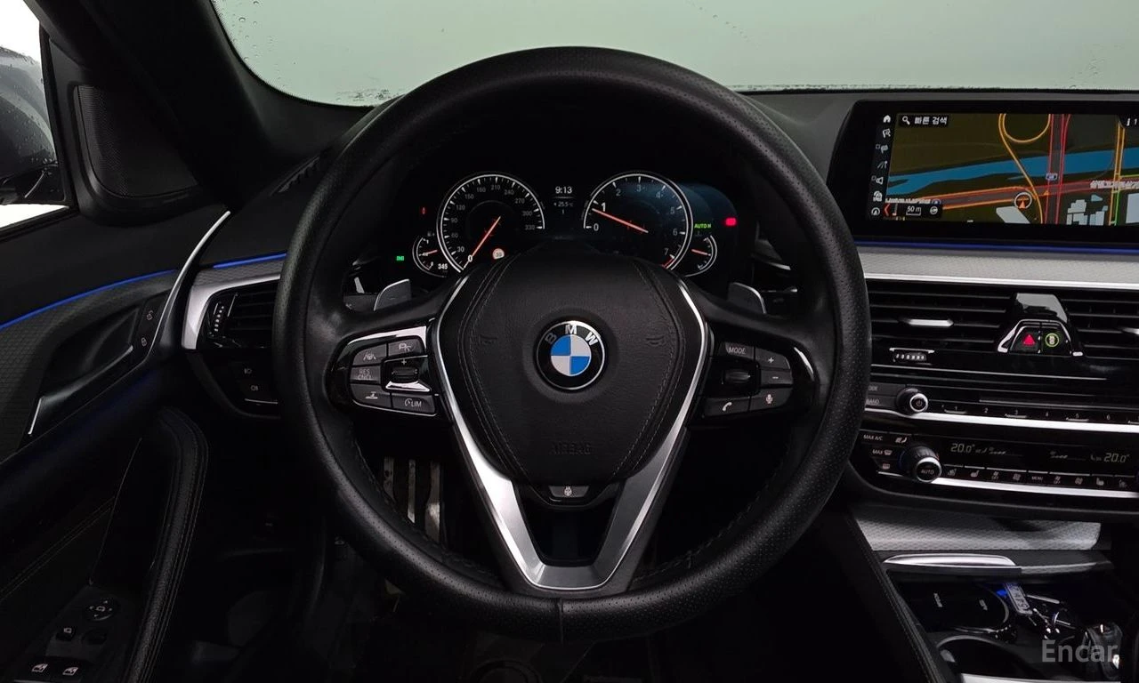 BMW 530 M* SPORT* HARMON* KARDON* ОБДУХВАНЕ* ДИСТРОНИК* ХЕ, снимка 8 - Автомобили и джипове - 55467128