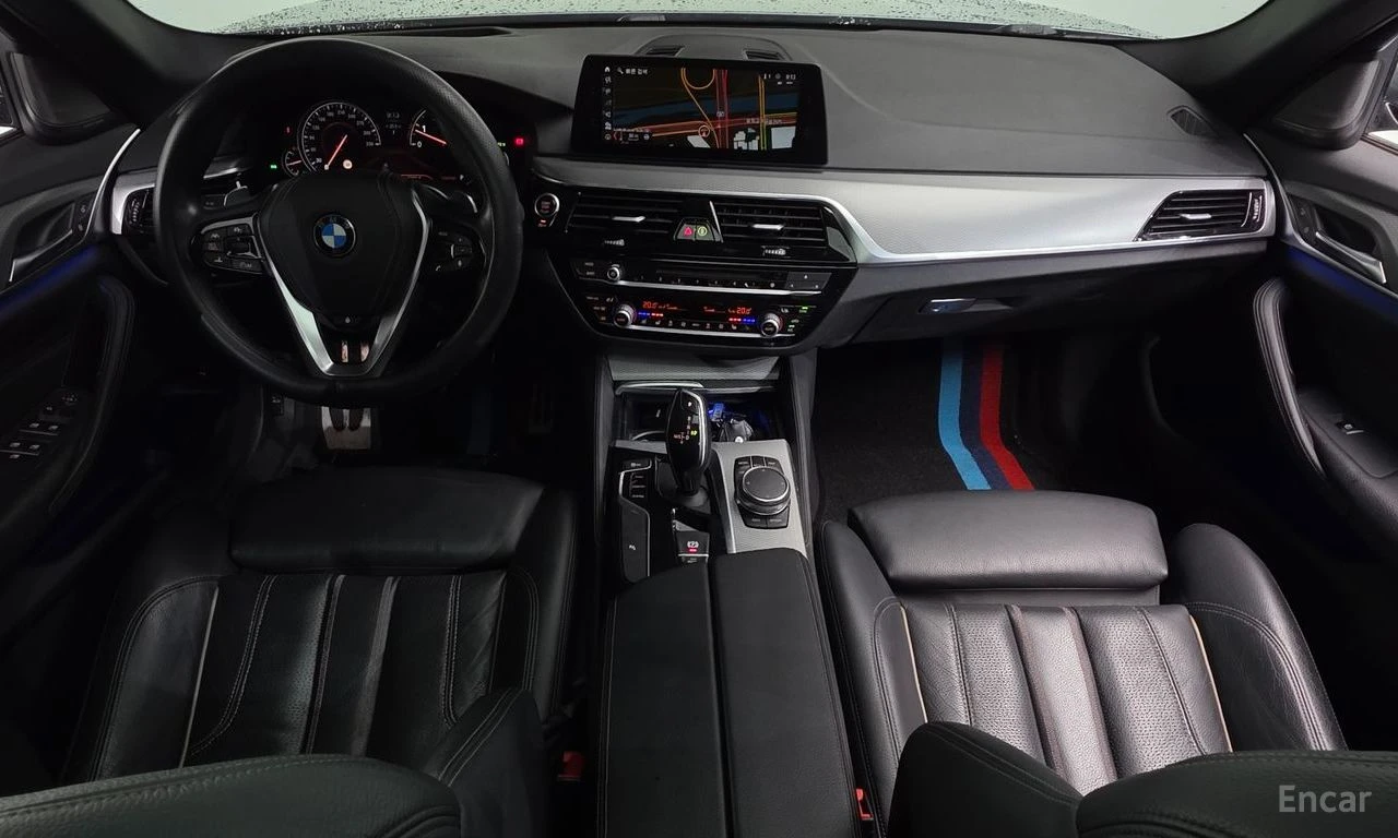 BMW 530 M* SPORT* HARMON* KARDON* ОБДУХВАНЕ* ДИСТРОНИК* ХЕ, снимка 7 - Автомобили и джипове - 55467128