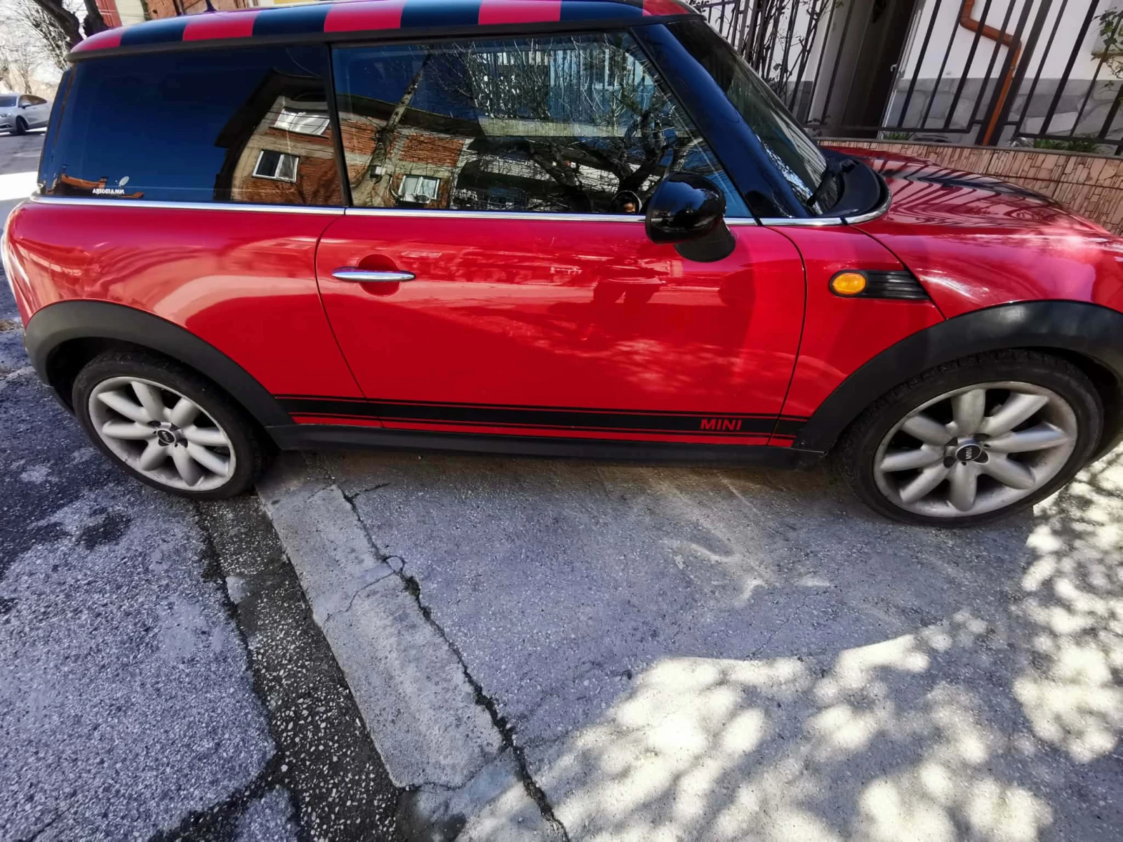Mini One 1.4i, снимка 3 - Автомобили и джипове - 55494923