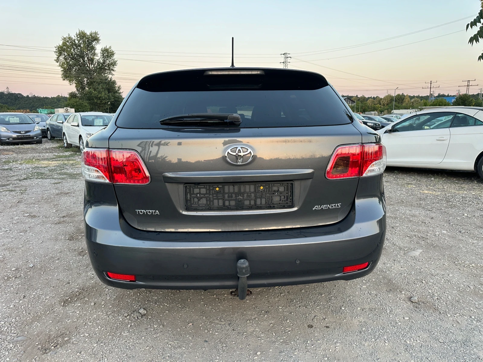 Toyota Avensis 1.8-VVTI-2011-РЪЧКА-БИЗНЕС-1-С-НИК-1Г-ГАРАНЦИЯ, снимка 4 - Автомобили и джипове - 55533202