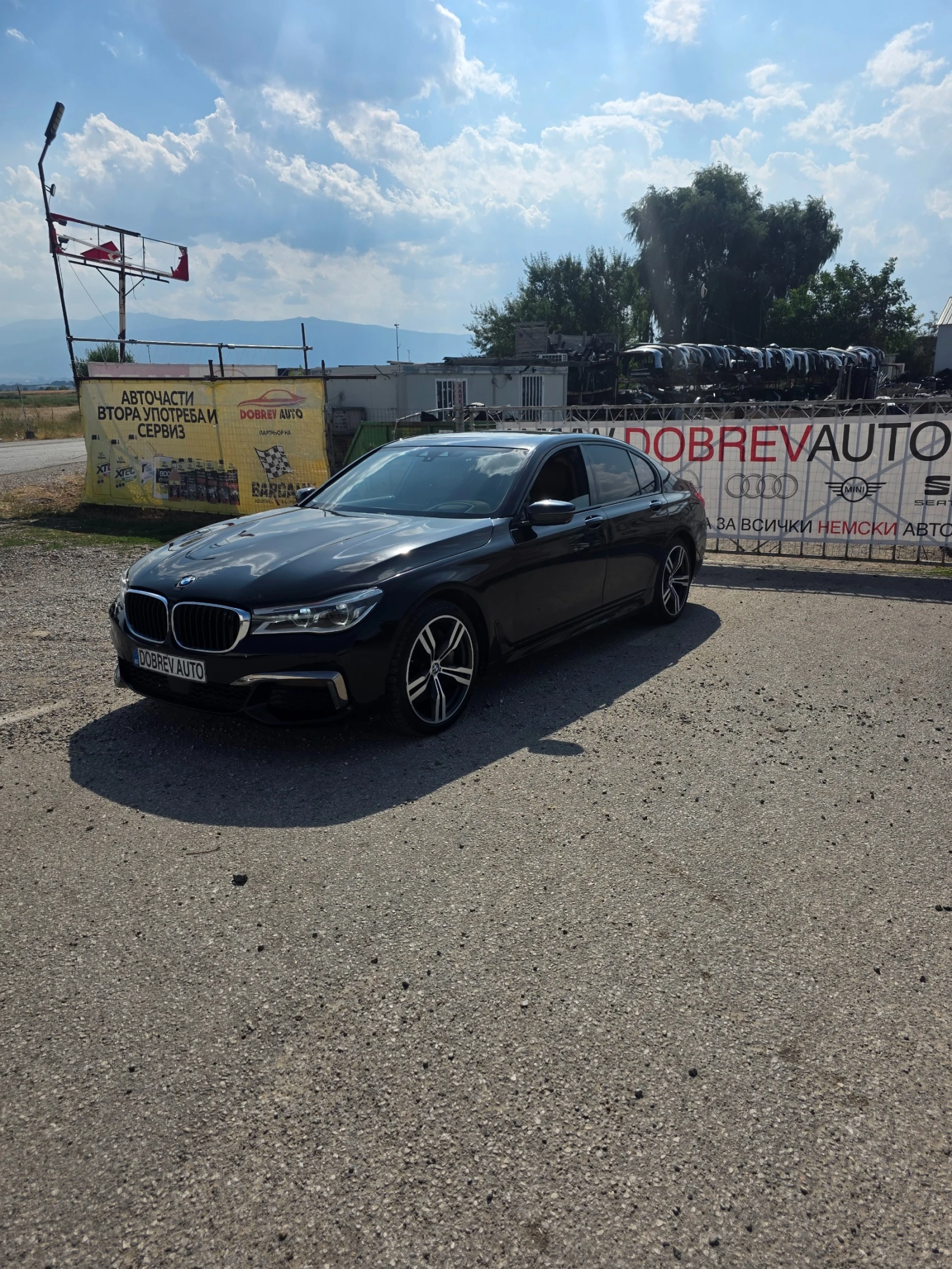BMW 750  на части, снимка 2 - Автомобили и джипове - 55831294