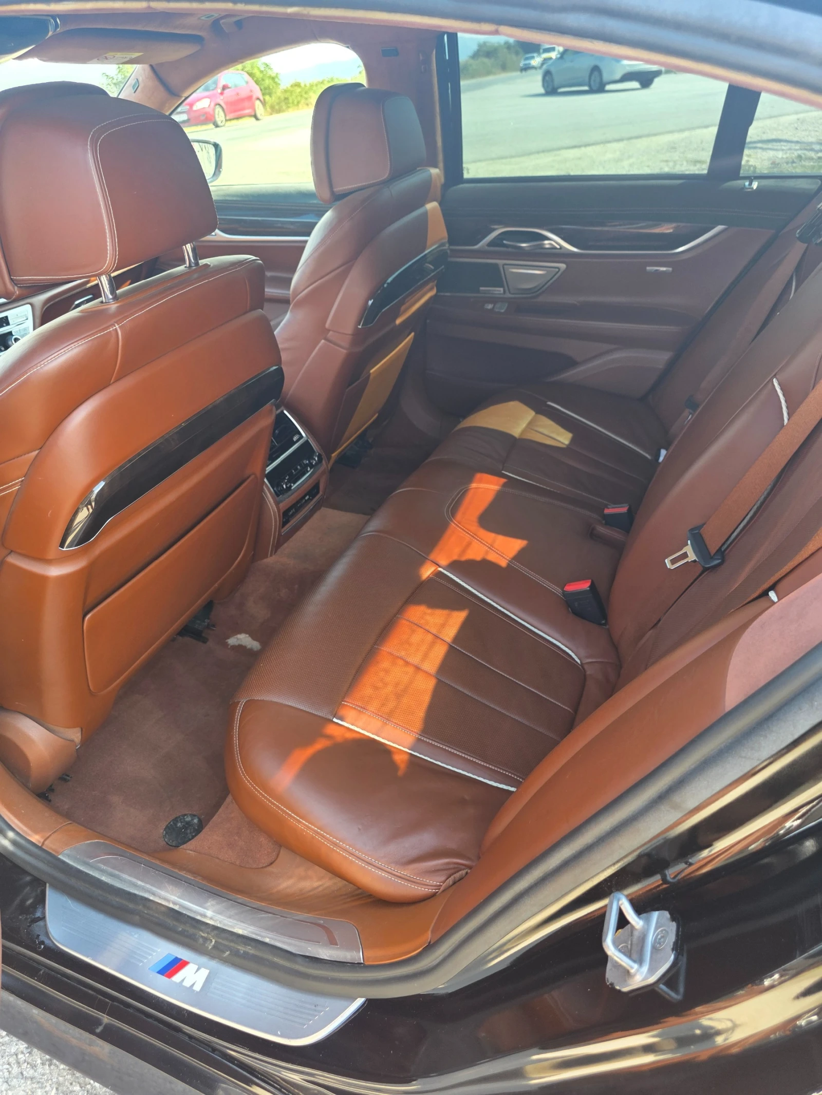 BMW 750  на части, снимка 9 - Автомобили и джипове - 55831294