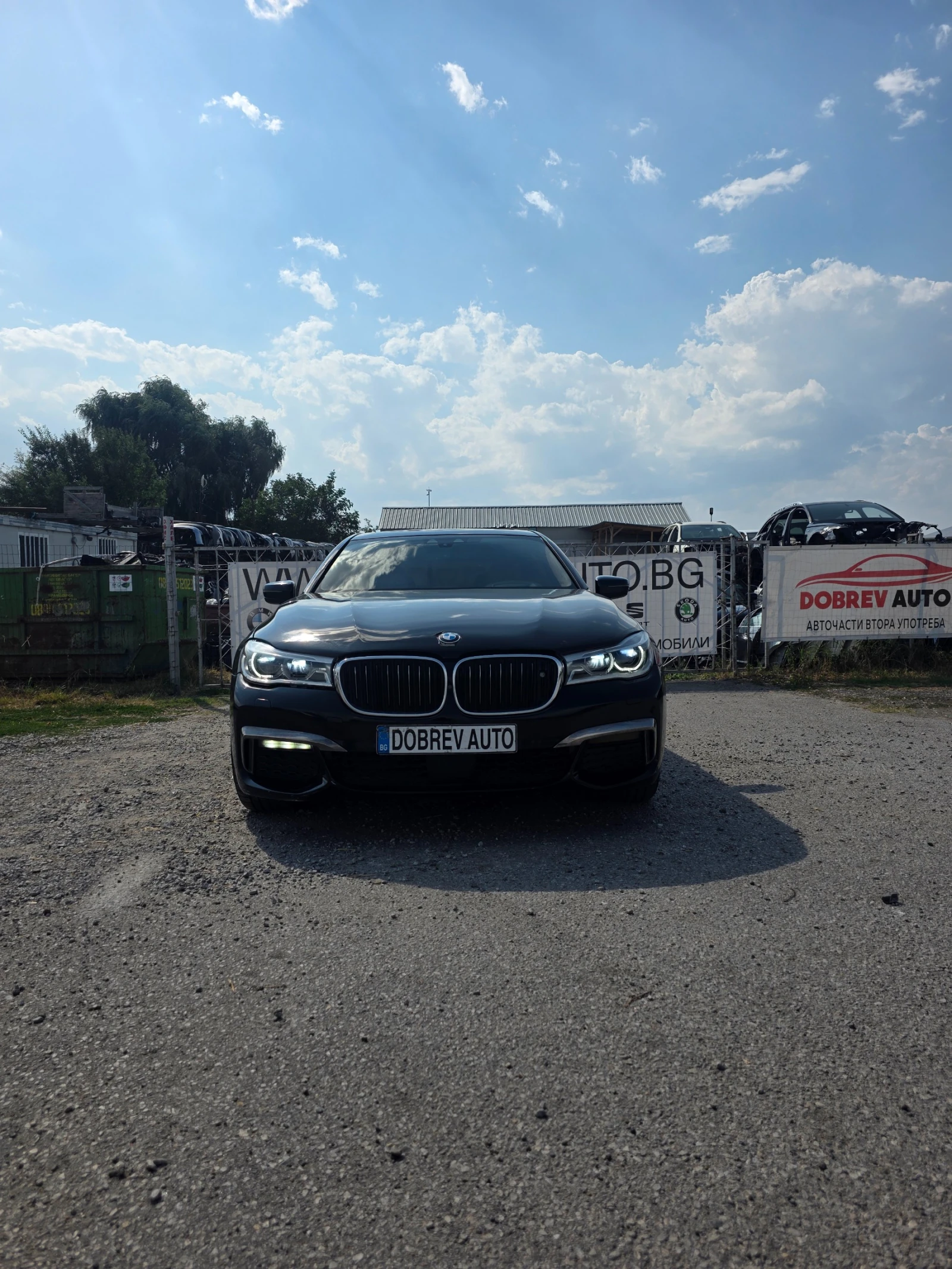 BMW 750  на части