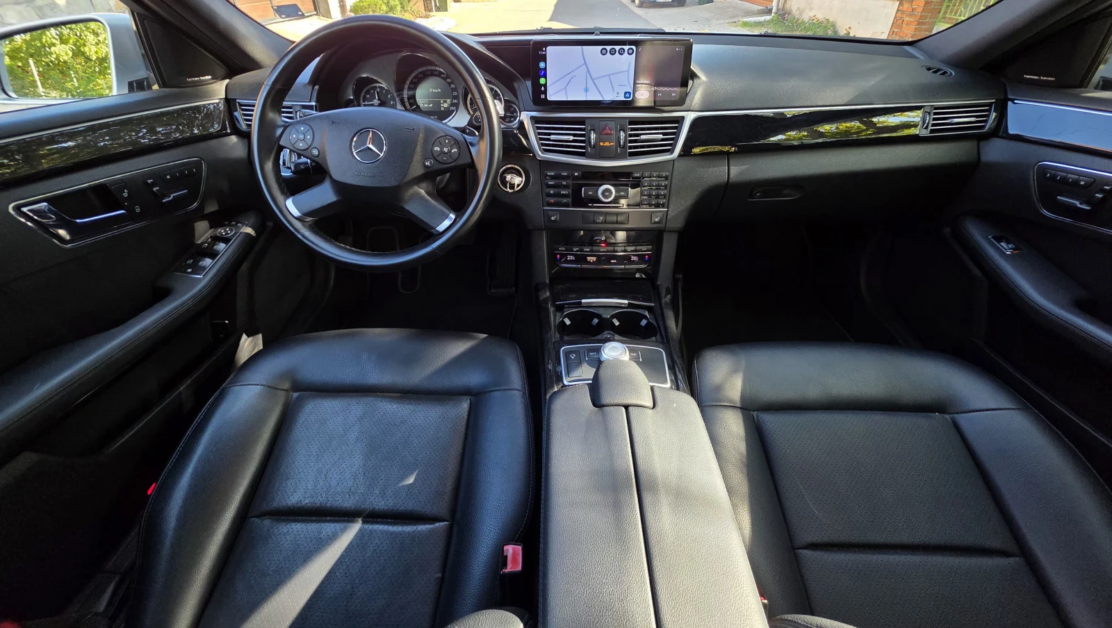 Mercedes-Benz E 350 4 matic, снимка 12 - Автомобили и джипове - 56542203