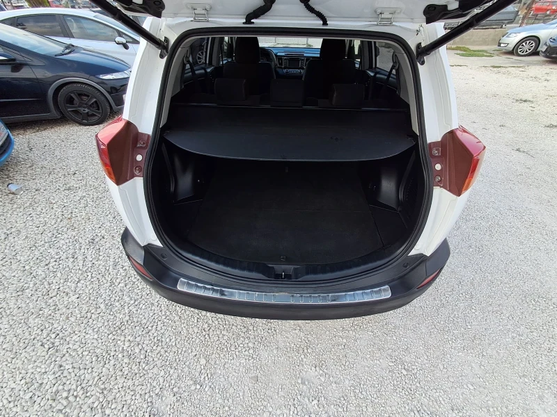 Toyota Rav4 2.2-150к.с АВТОМАТИК, НАВИГАЦИЯ, 4Х4, КАМЕРА, снимка 16 - Автомобили и джипове - 51220904