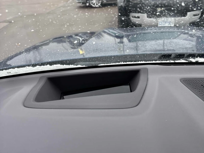 BMW X5 * M50i * CARFAX * БЕЗ ПЪРВОНАЧАЛНА ВНОСКА, снимка 14 - Автомобили и джипове - 52681710