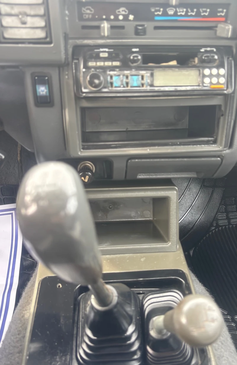 Mitsubishi L200 2.5 TD, снимка 12 - Автомобили и джипове - 53539372