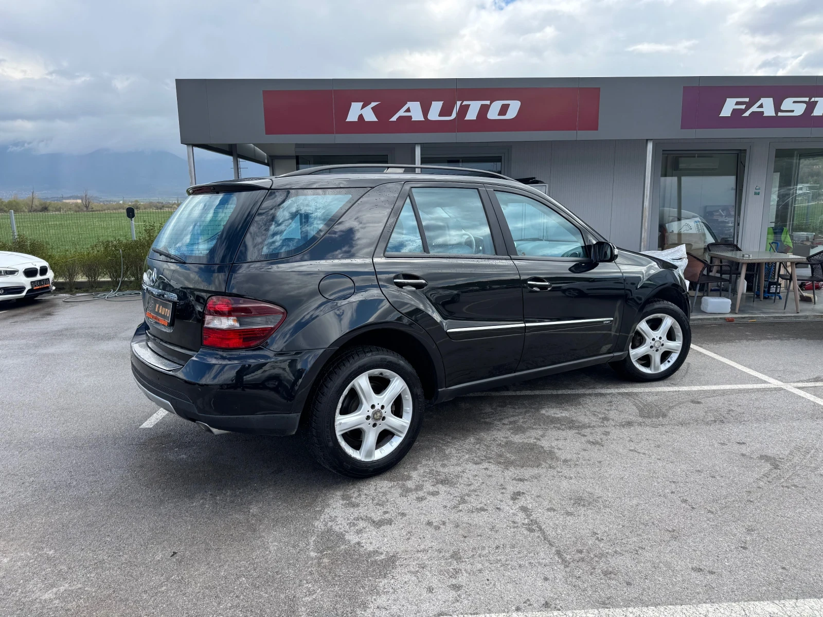 Mercedes-Benz ML 320  - изображение 3