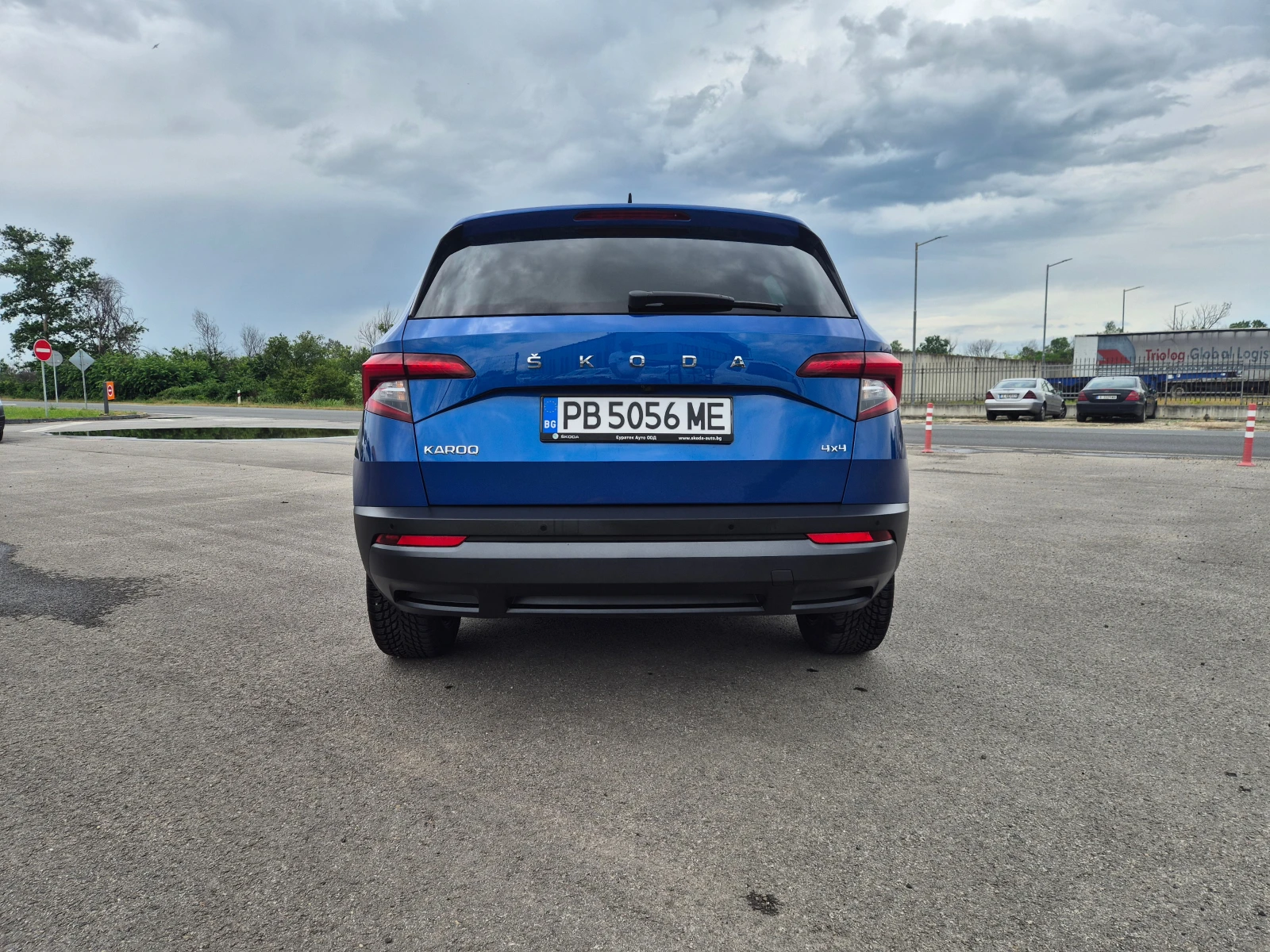 Skoda Karoq С-Гаранция-4х4-А/Т-2.0-150кс, снимка 4 - Автомобили и джипове - 50234213