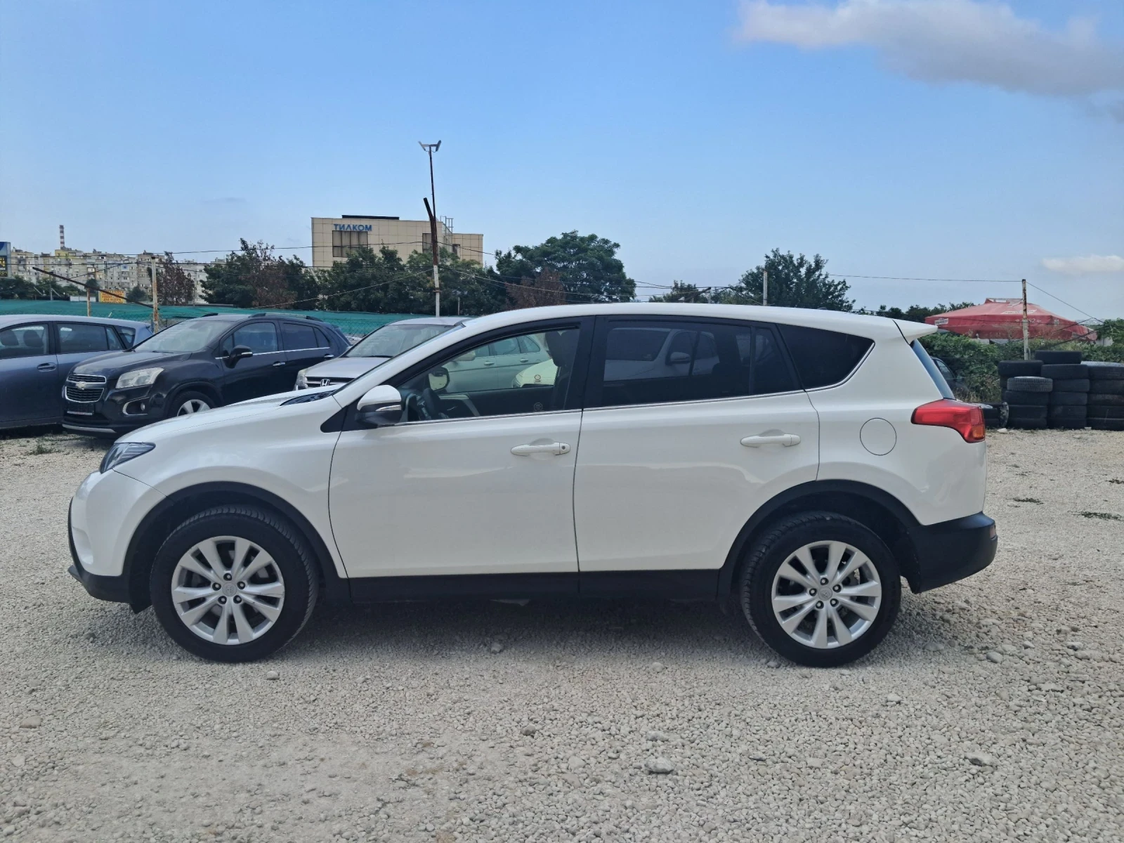 Toyota Rav4 2.2-150к.с АВТОМАТИК, НАВИГАЦИЯ, 4Х4, КАМЕРА - изображение 8