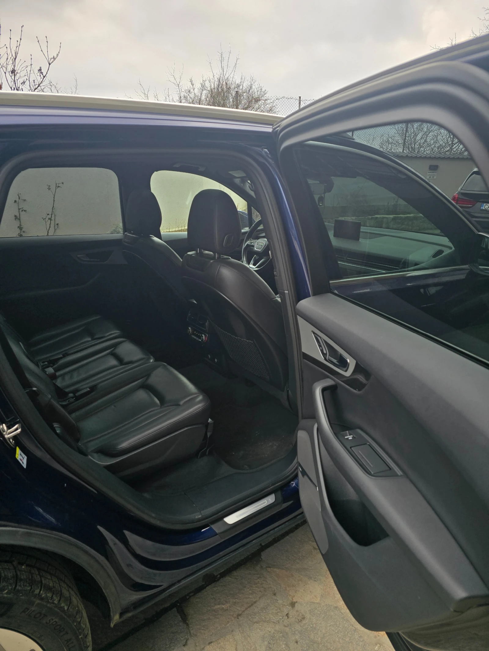 Audi Q7 3.0 TFSI Technik, снимка 11 - Автомобили и джипове - 53995132