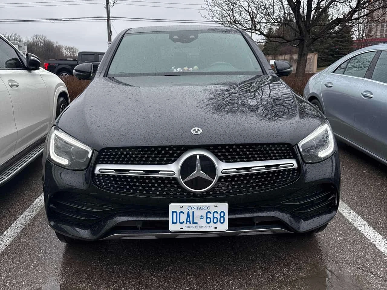 Mercedes-Benz GLC 300 COUPE/ШИБИДАХ/ПРЕДСТАВИТЕЛСТВО НА MERCEDES, снимка 2 - Автомобили и джипове - 54077060