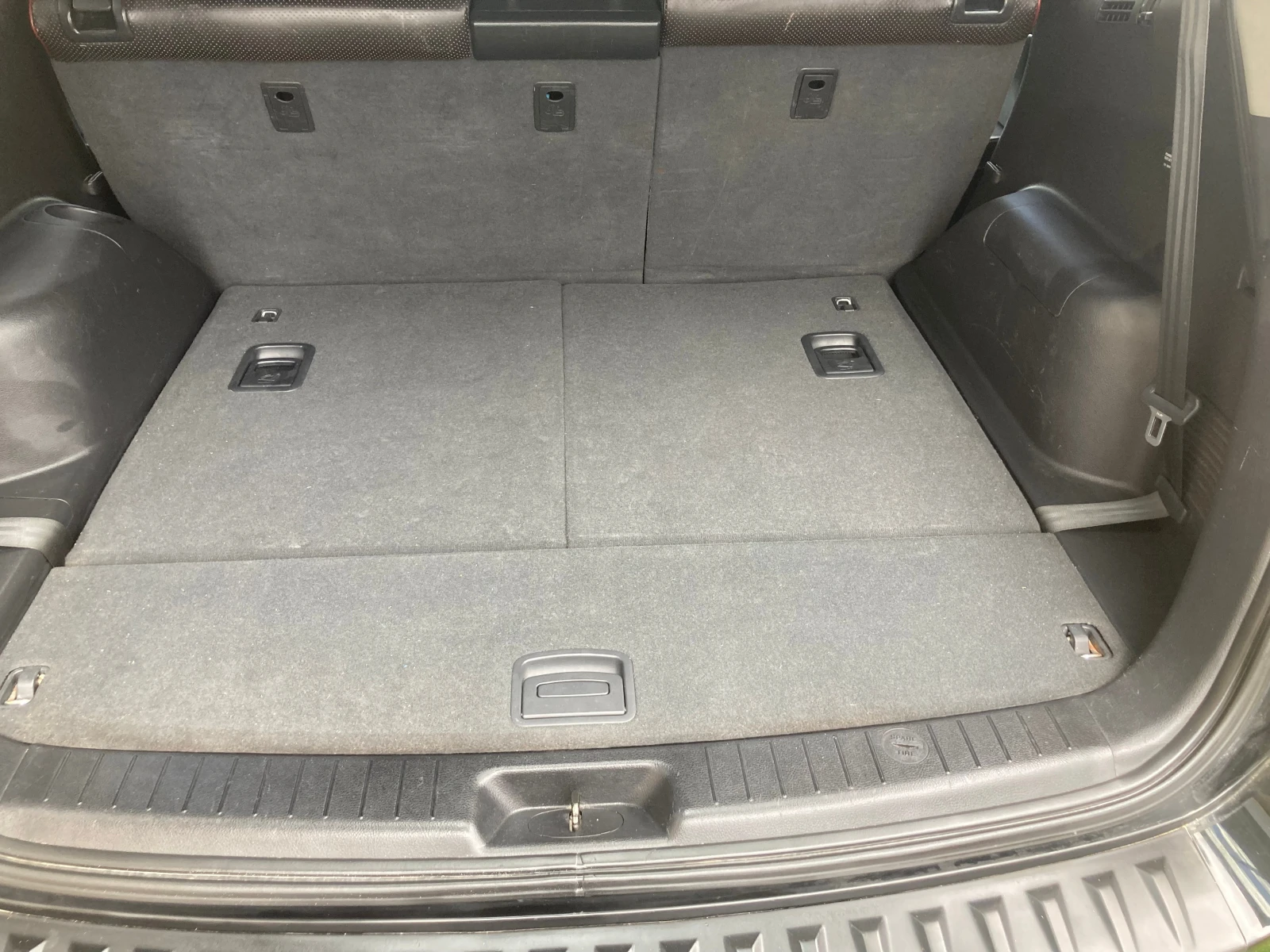 Hyundai Santa fe 2.7 ЧИСТО НОВ-91723 хил.км. 7-места, снимка 17 - Автомобили и джипове - 54144884