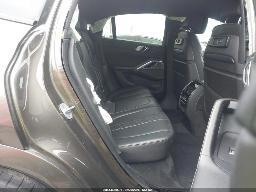 BMW X6 4.4l M50I, снимка 8 - Автомобили и джипове - 54410508