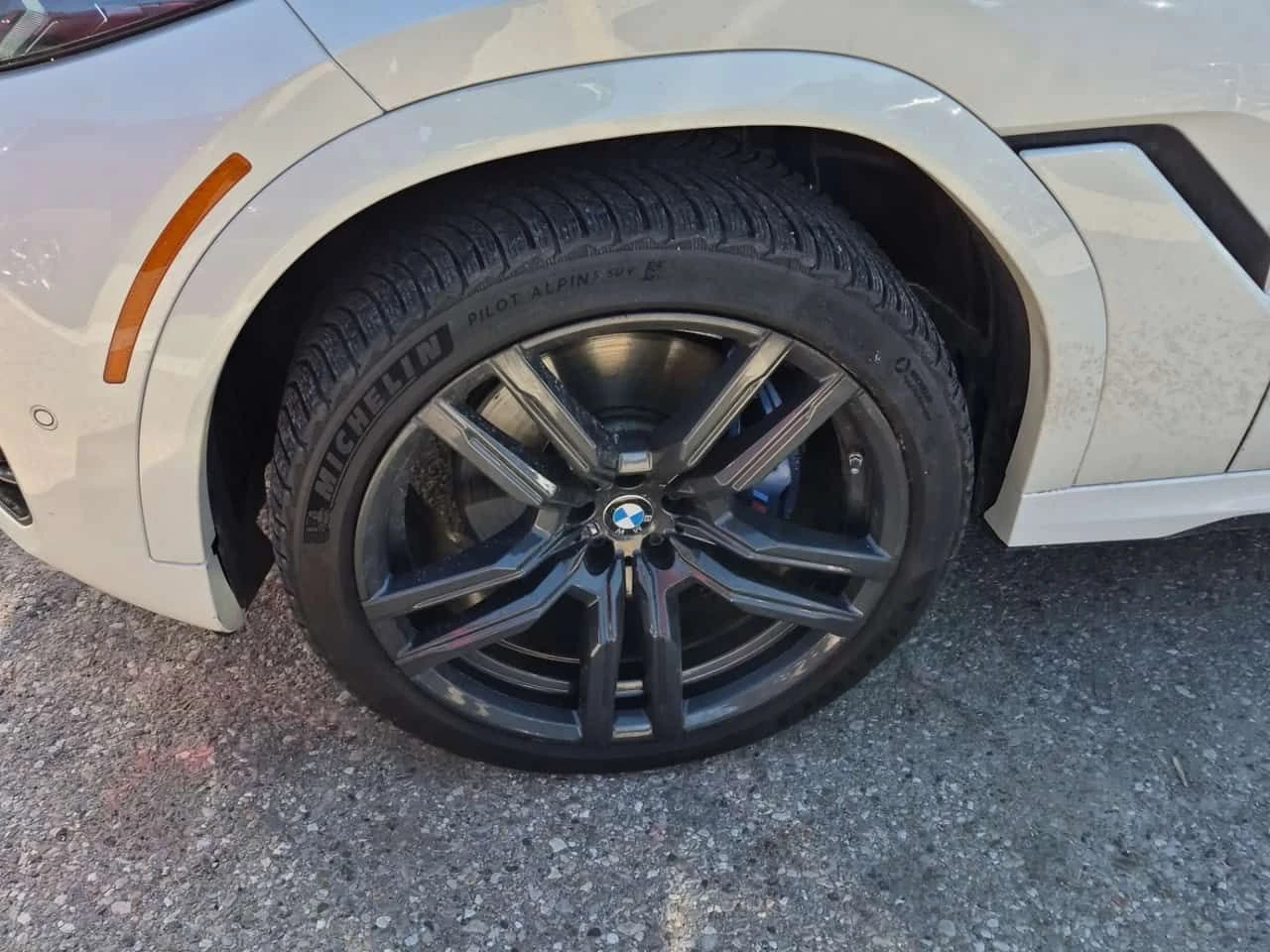 BMW X6 xDrive40i * M-Sport * Без инциденти * От BMW * , снимка 6 - Автомобили и джипове - 54617445