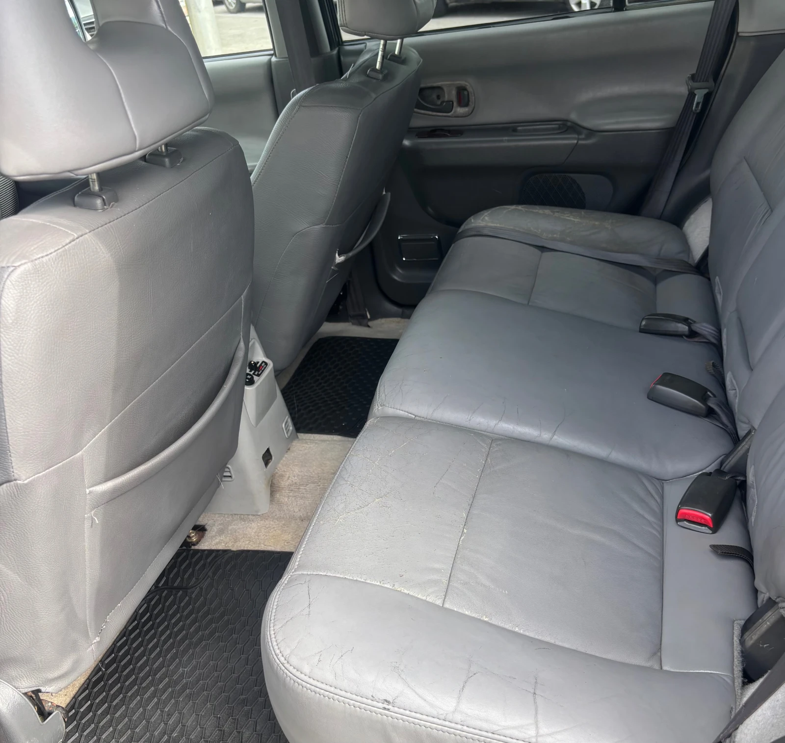 Mitsubishi Pajero sport 2.5 TDI, снимка 10 - Автомобили и джипове - 55223721
