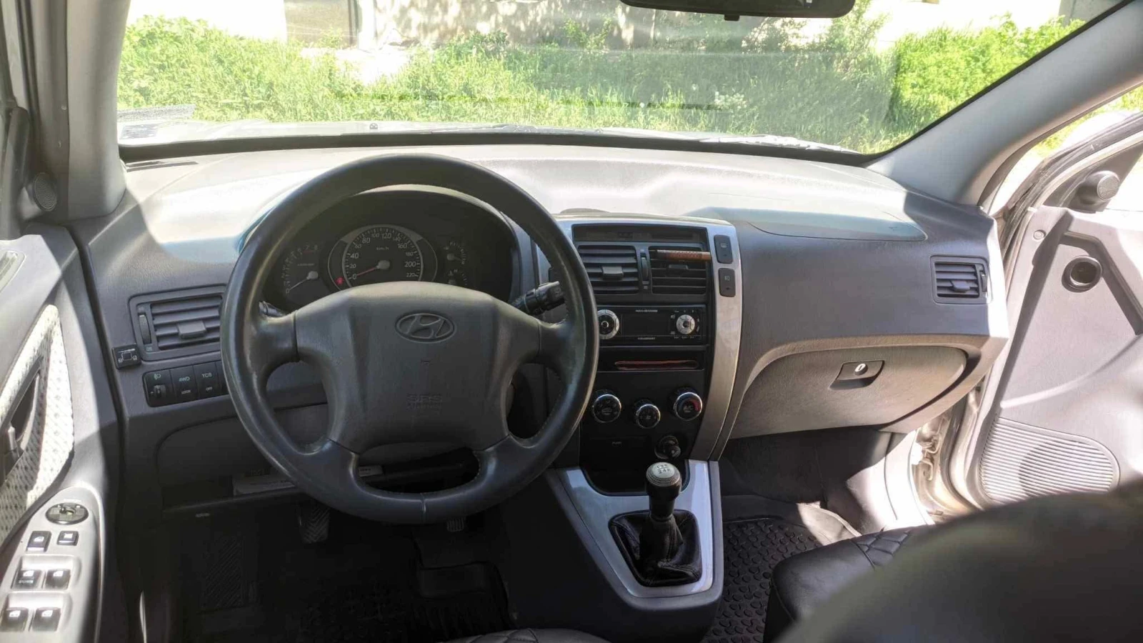 Hyundai Tucson, снимка 12 - Автомобили и джипове - 55377956