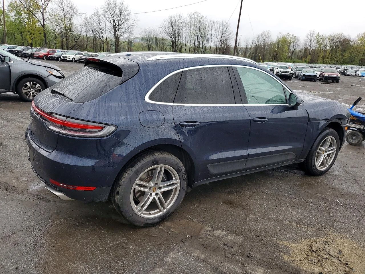 Porsche Macan 2.0l, снимка 3 - Автомобили и джипове - 55566200