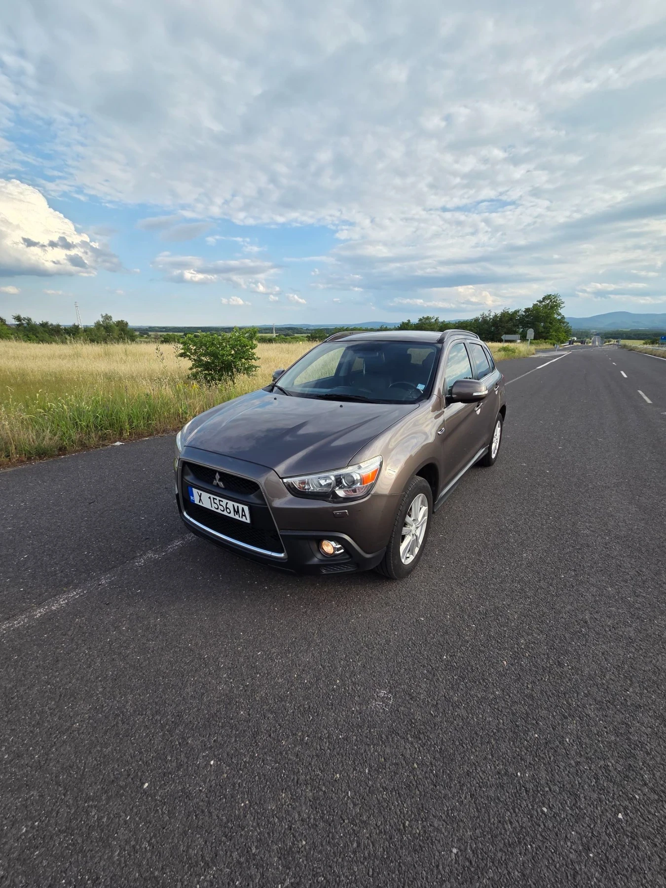 Mitsubishi ASX, снимка 5 - Автомобили и джипове - 55666702