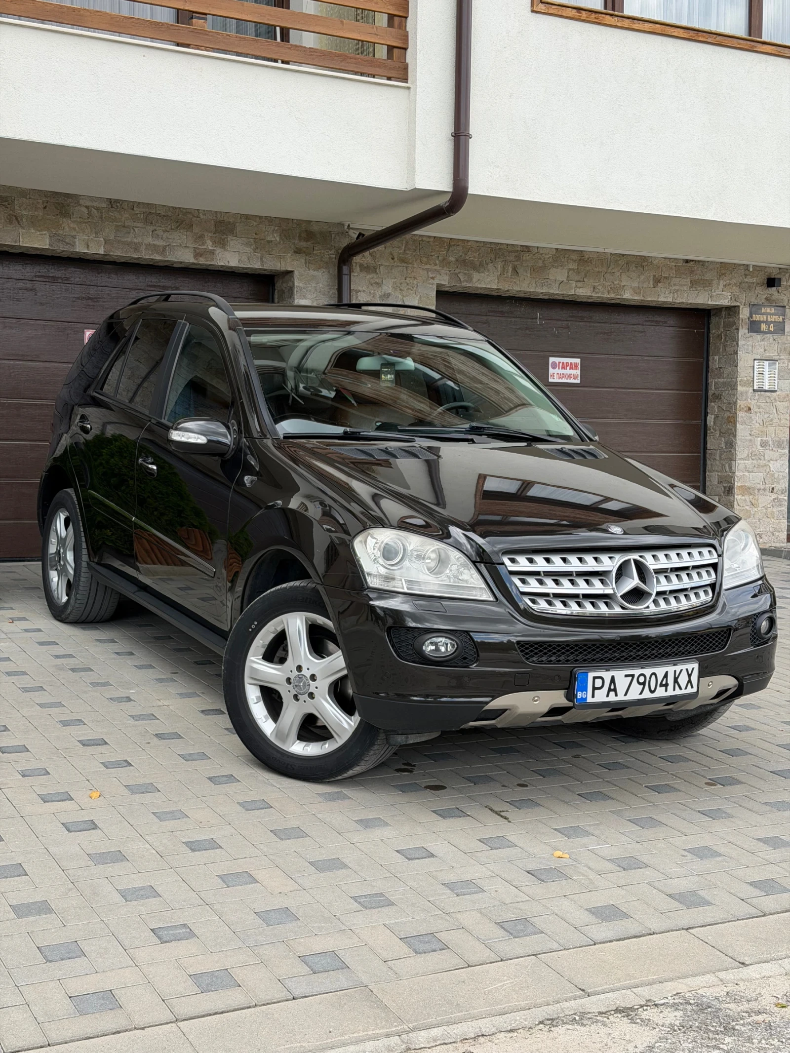 Mercedes-Benz ML 320, снимка 2 - Автомобили и джипове - 56199925