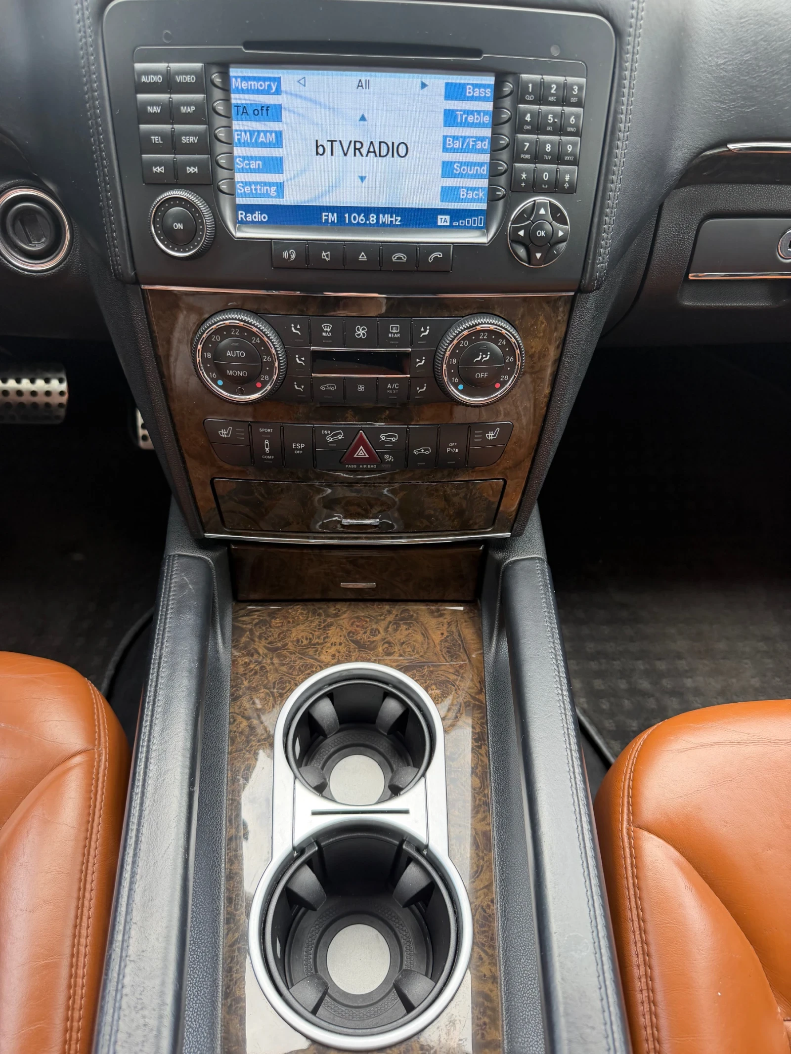 Mercedes-Benz ML 320, снимка 16 - Автомобили и джипове - 56199925