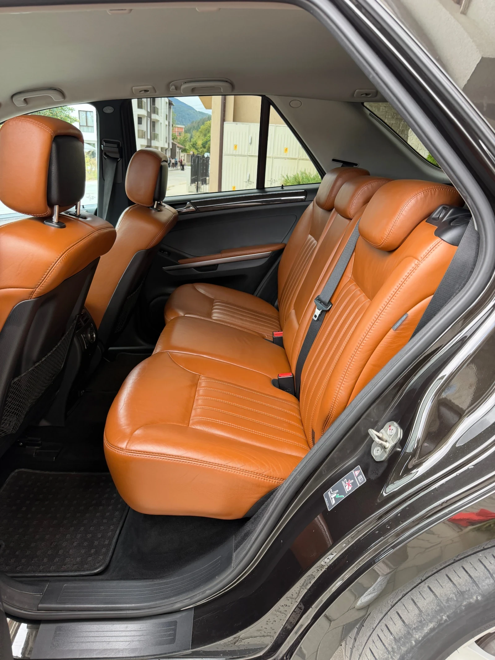 Mercedes-Benz ML 320, снимка 15 - Автомобили и джипове - 56199925